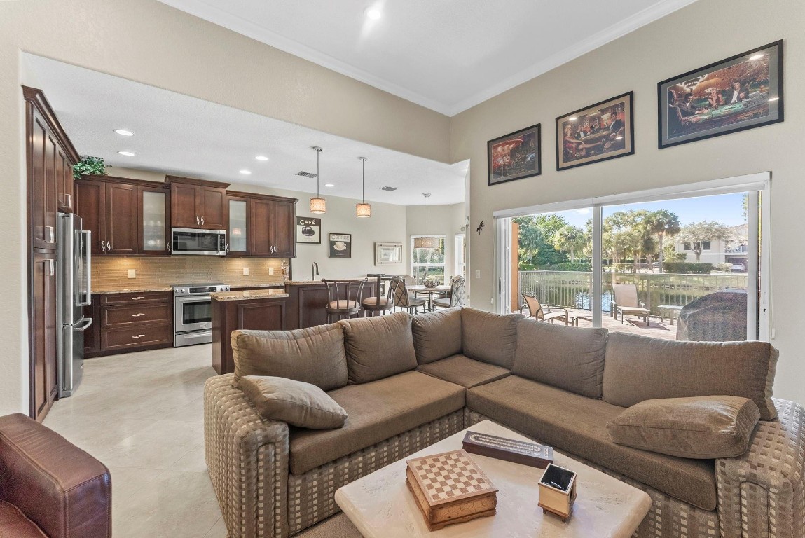 Parkland Isles 164-42 B - Residential