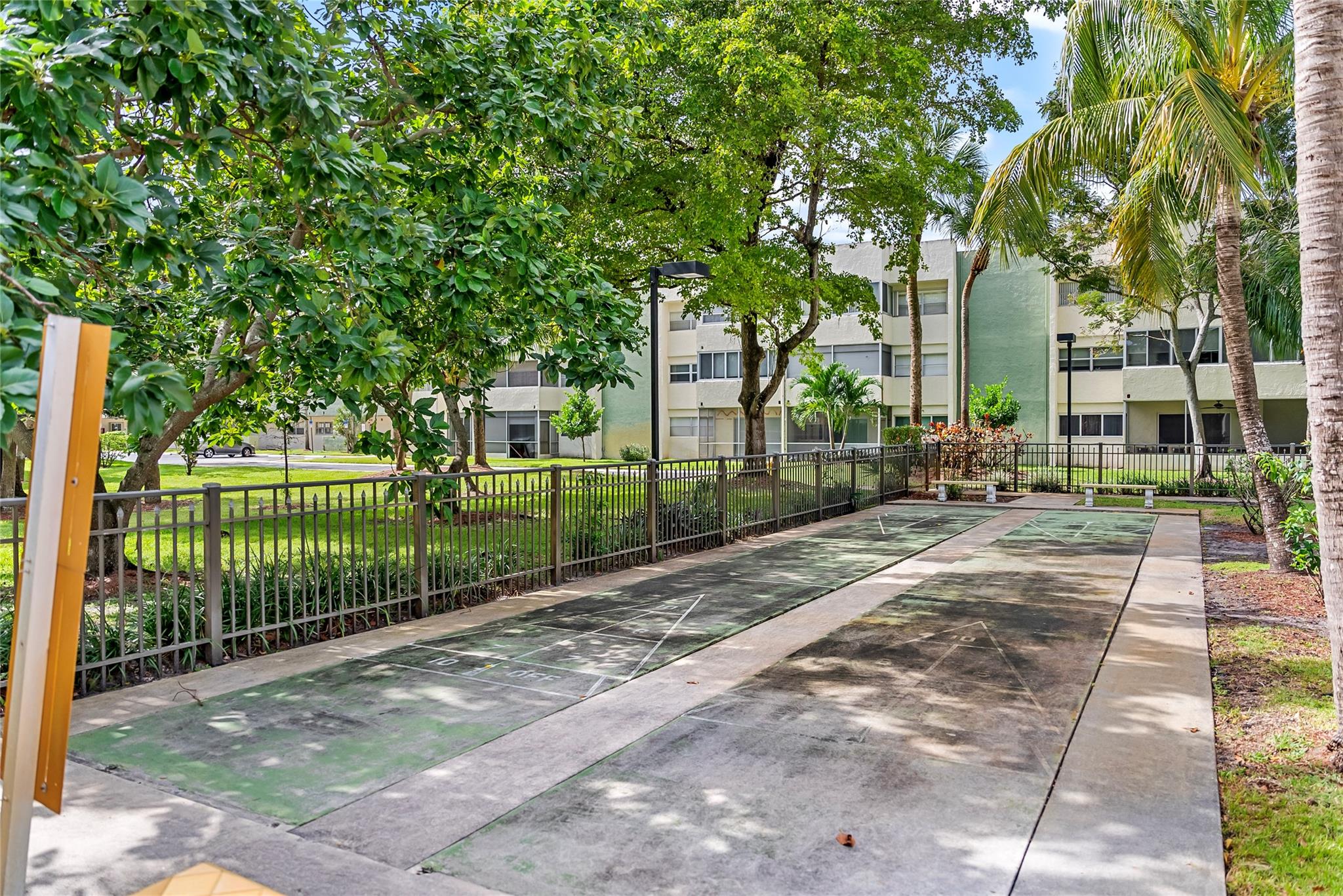 The Gardens Of Sabal Palm - Residential Lease