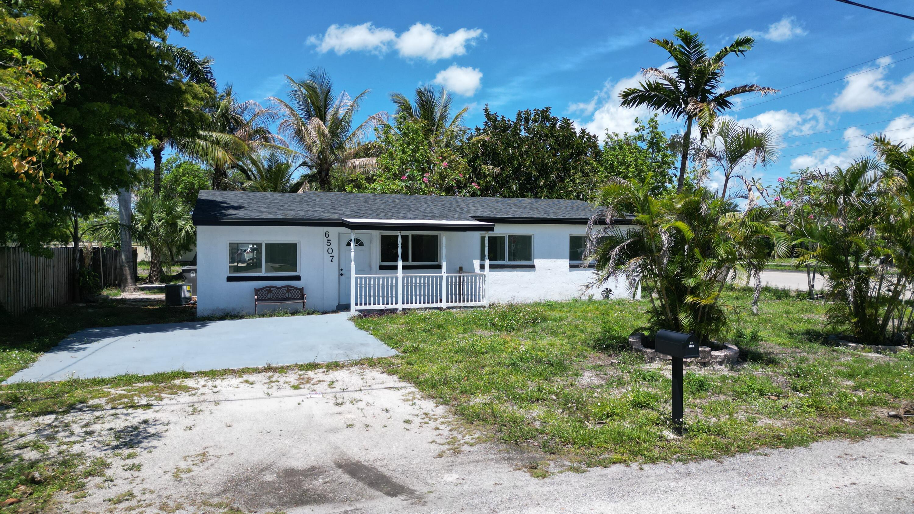 PALM BEACH FARMS CO. - Residential