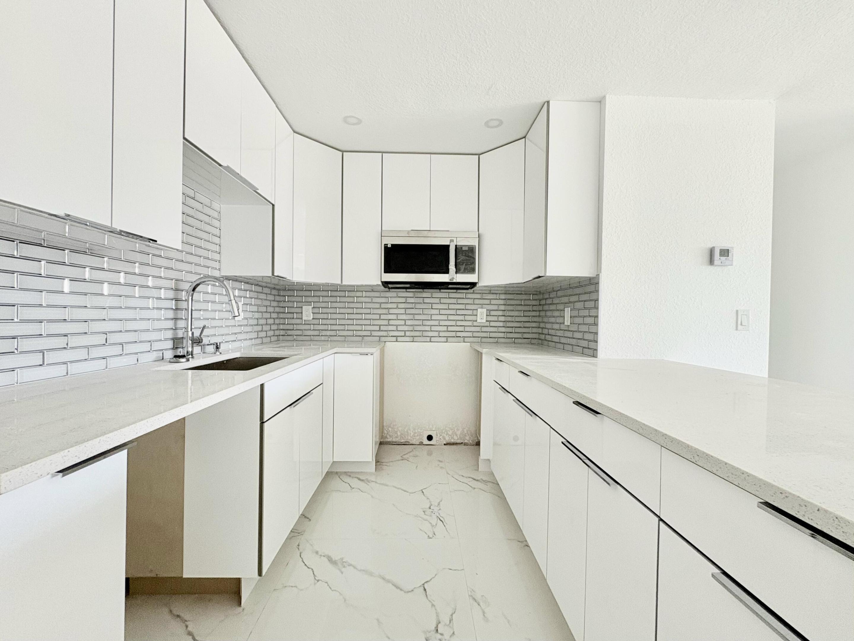 PALM BEACH FARMS CO. - Residential