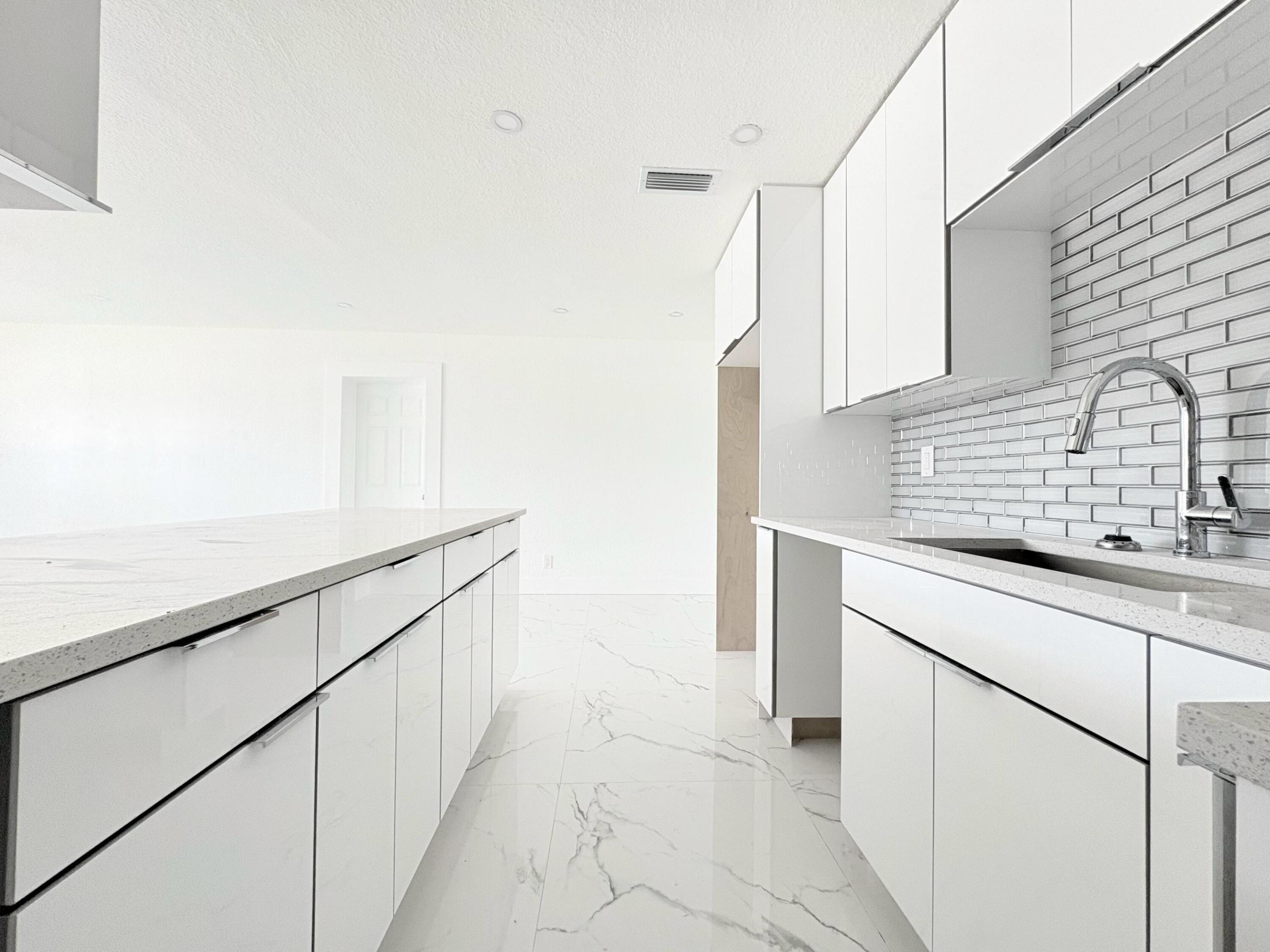 PALM BEACH FARMS CO. - Residential