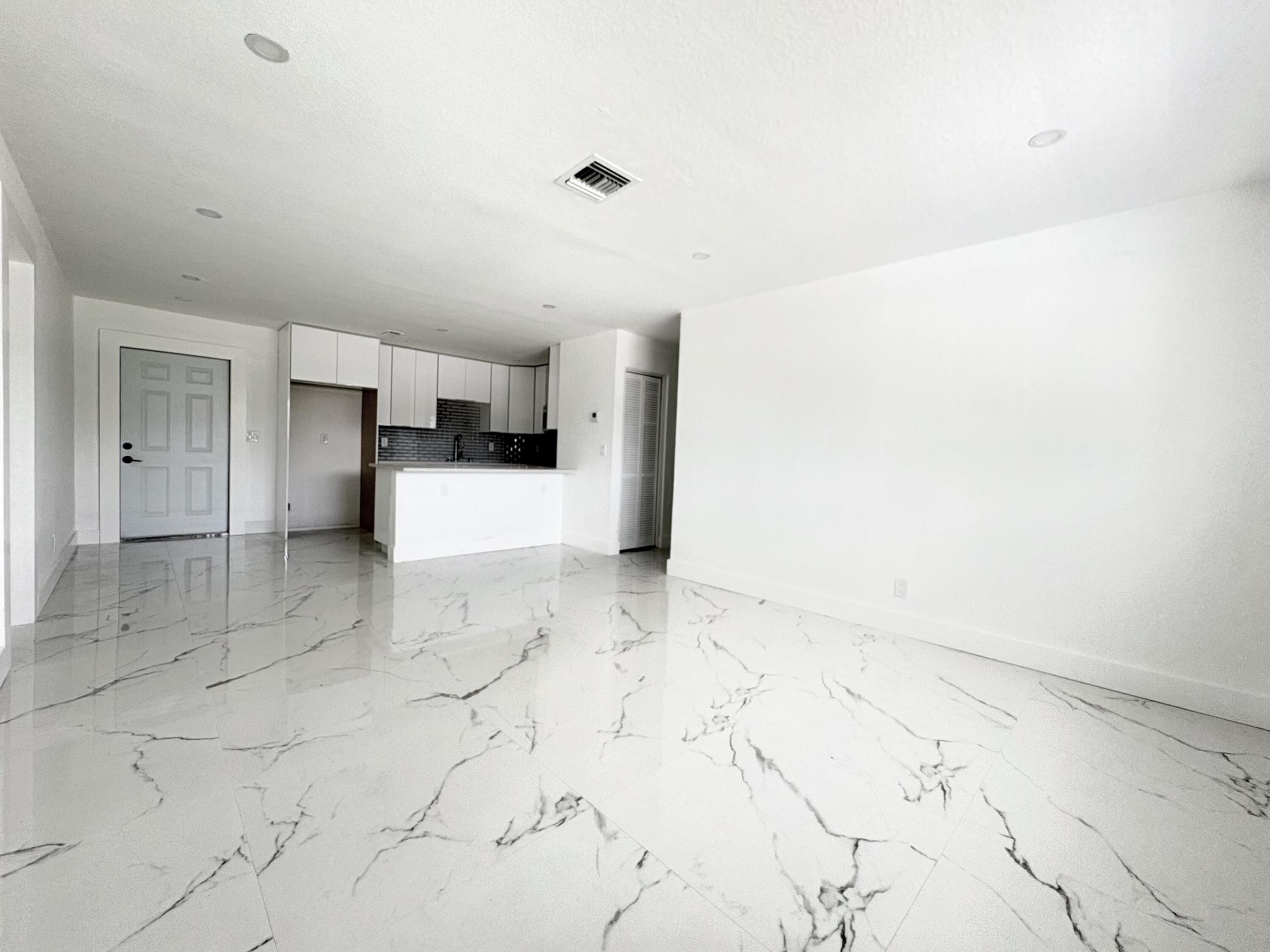 PALM BEACH FARMS CO. - Residential