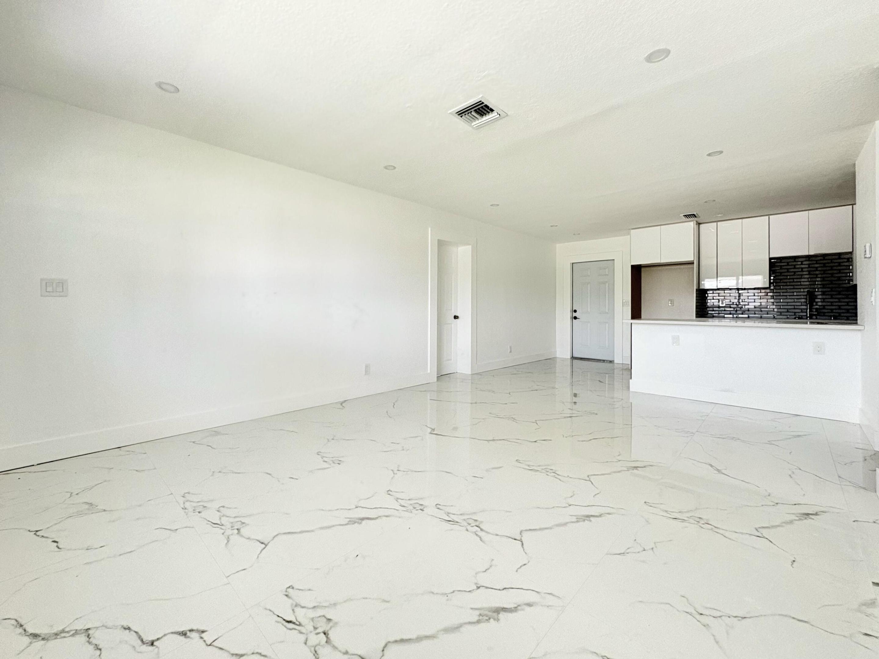 PALM BEACH FARMS CO. - Residential