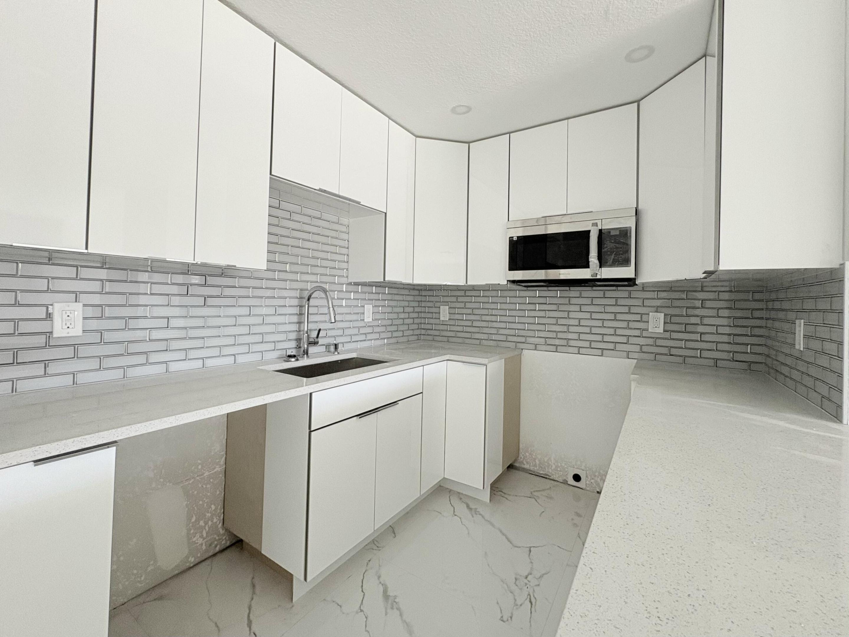 PALM BEACH FARMS CO. - Residential