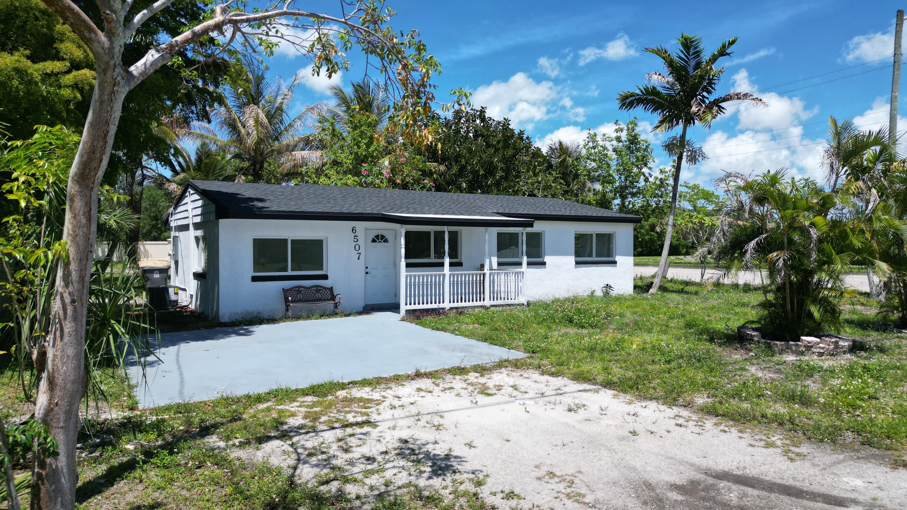 PALM BEACH FARMS CO. - Residential