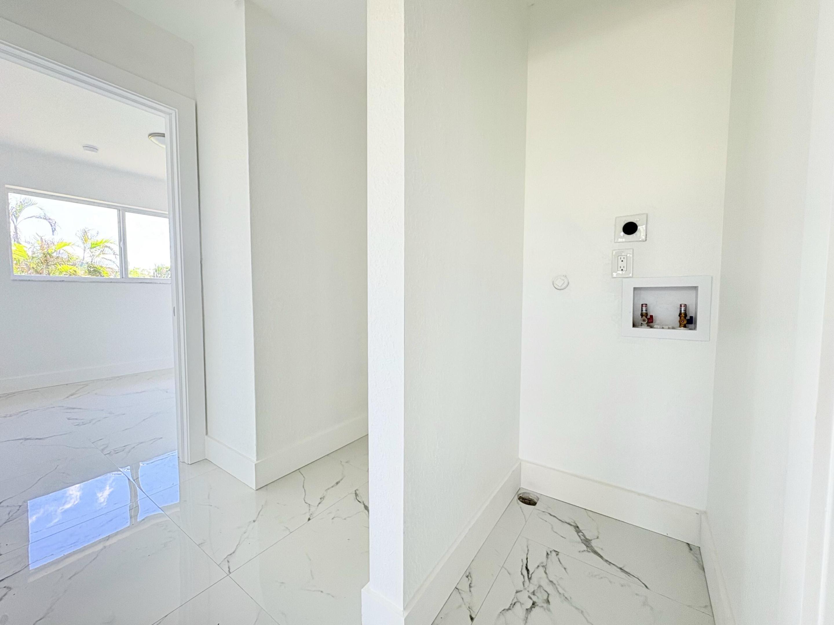 PALM BEACH FARMS CO. - Residential