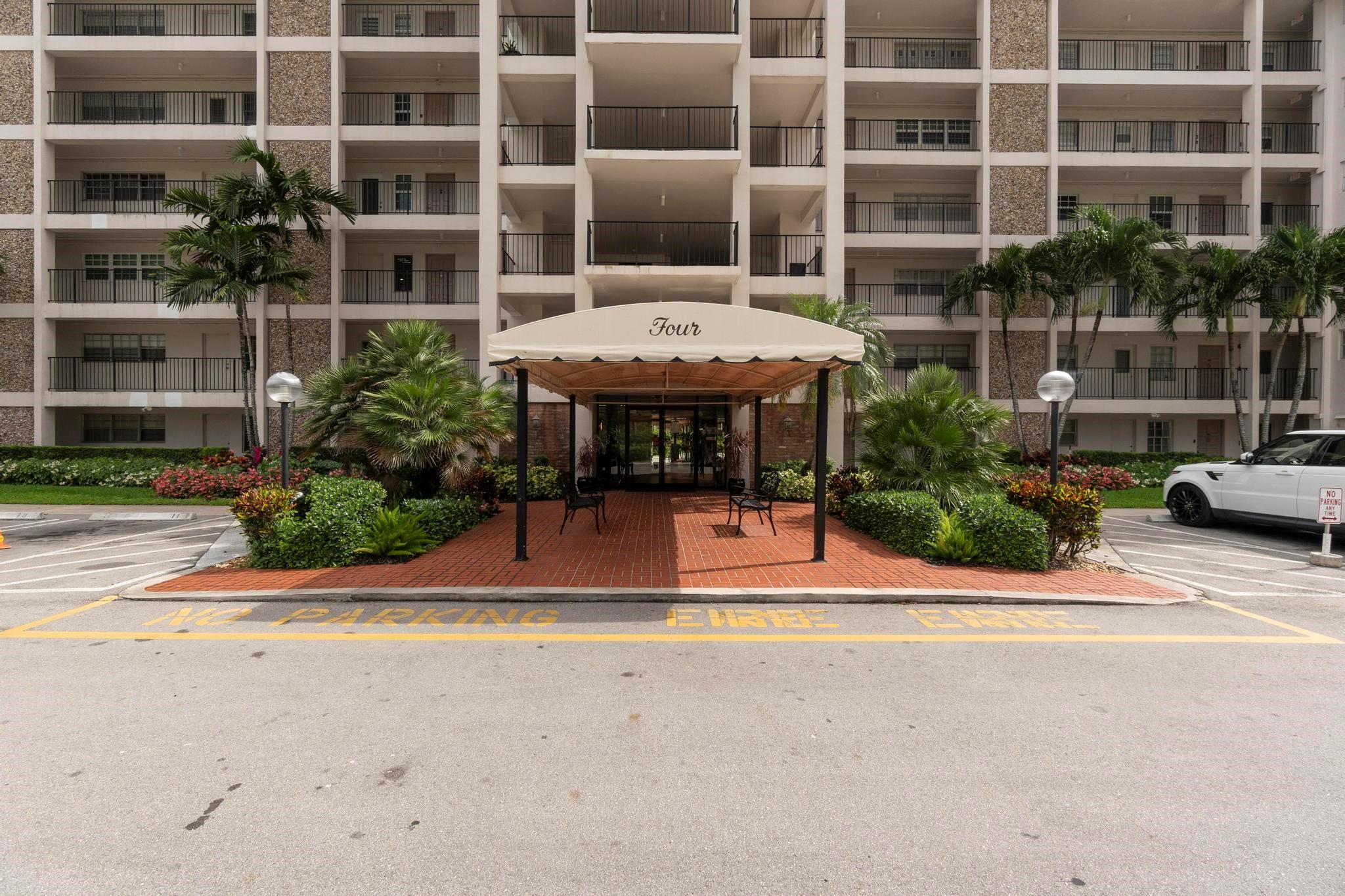 3000 N Palm Aire Dr 601