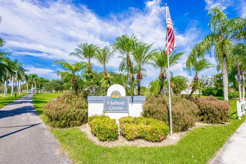 A home in Lake Worth