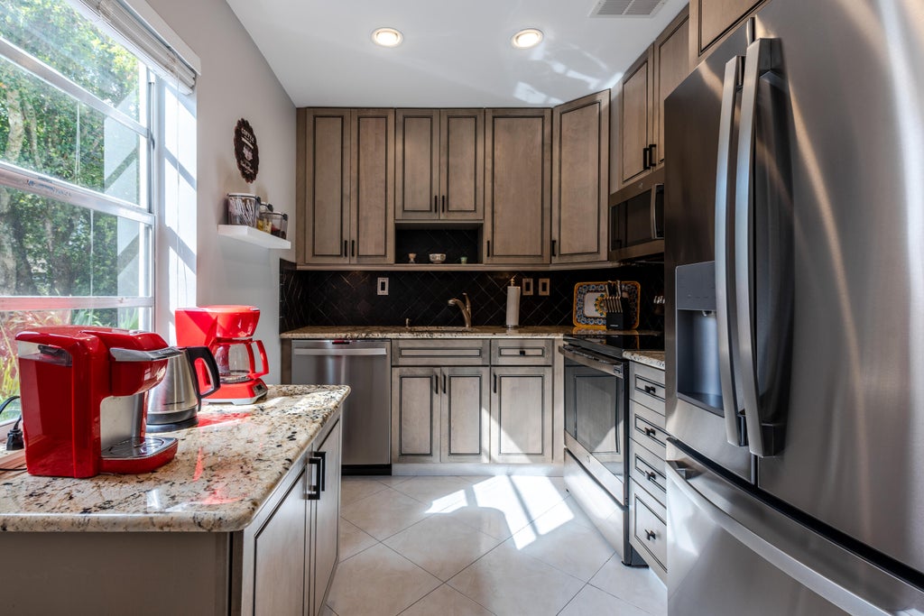 Photo of 184 Piedmont D #D, Delray Beach, FL 33484 (MLS # B26049507)