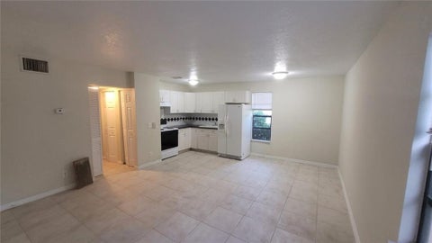 Tiny photo for 3026 Coral Ridge Drive #115c, Coral Springs, FL 33065 (MLS # F10545603)