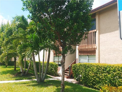 Tiny photo for 3026 Coral Ridge Drive #115c, Coral Springs, FL 33065 (MLS # F10545603)