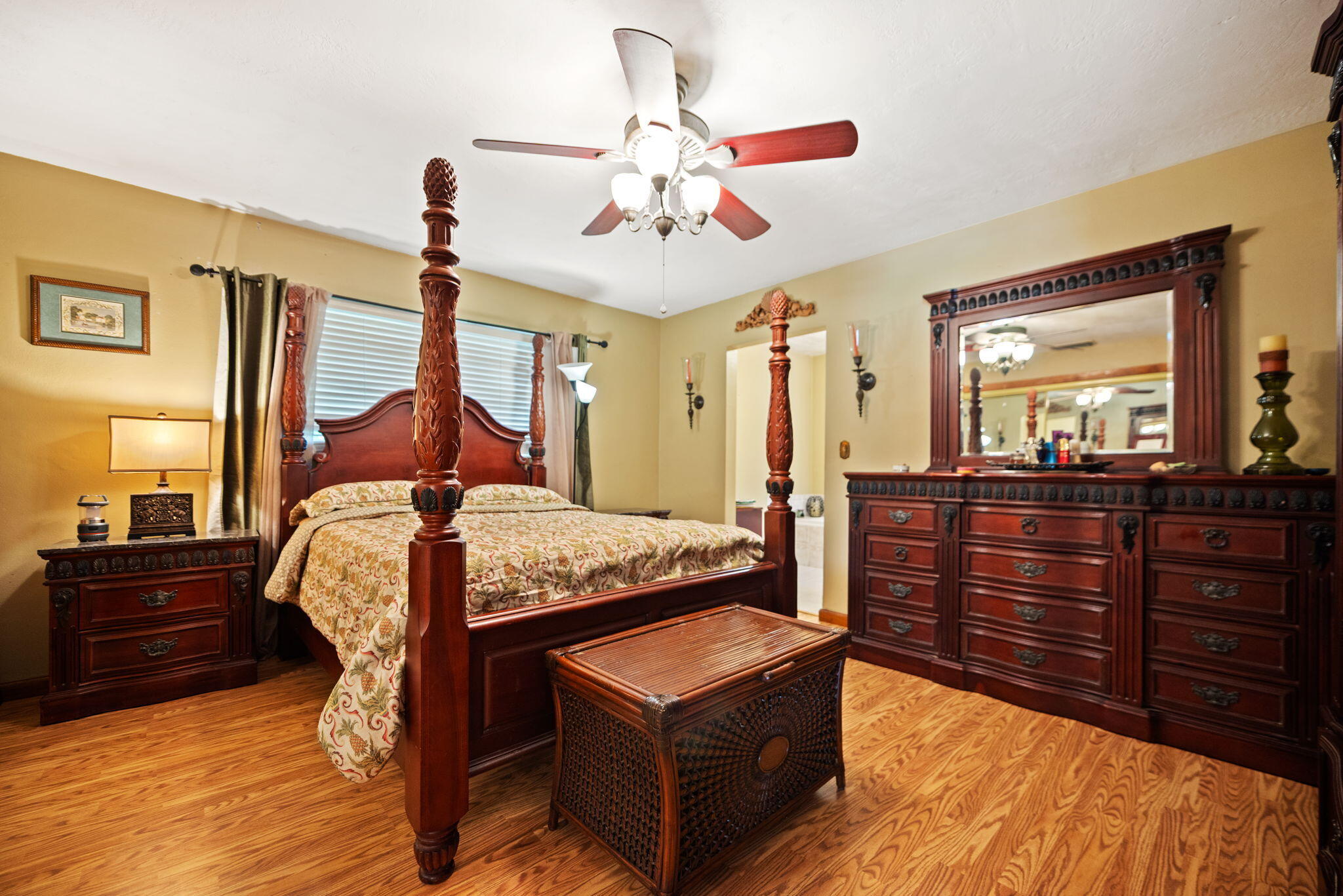 PASADENA LAKES - Residential