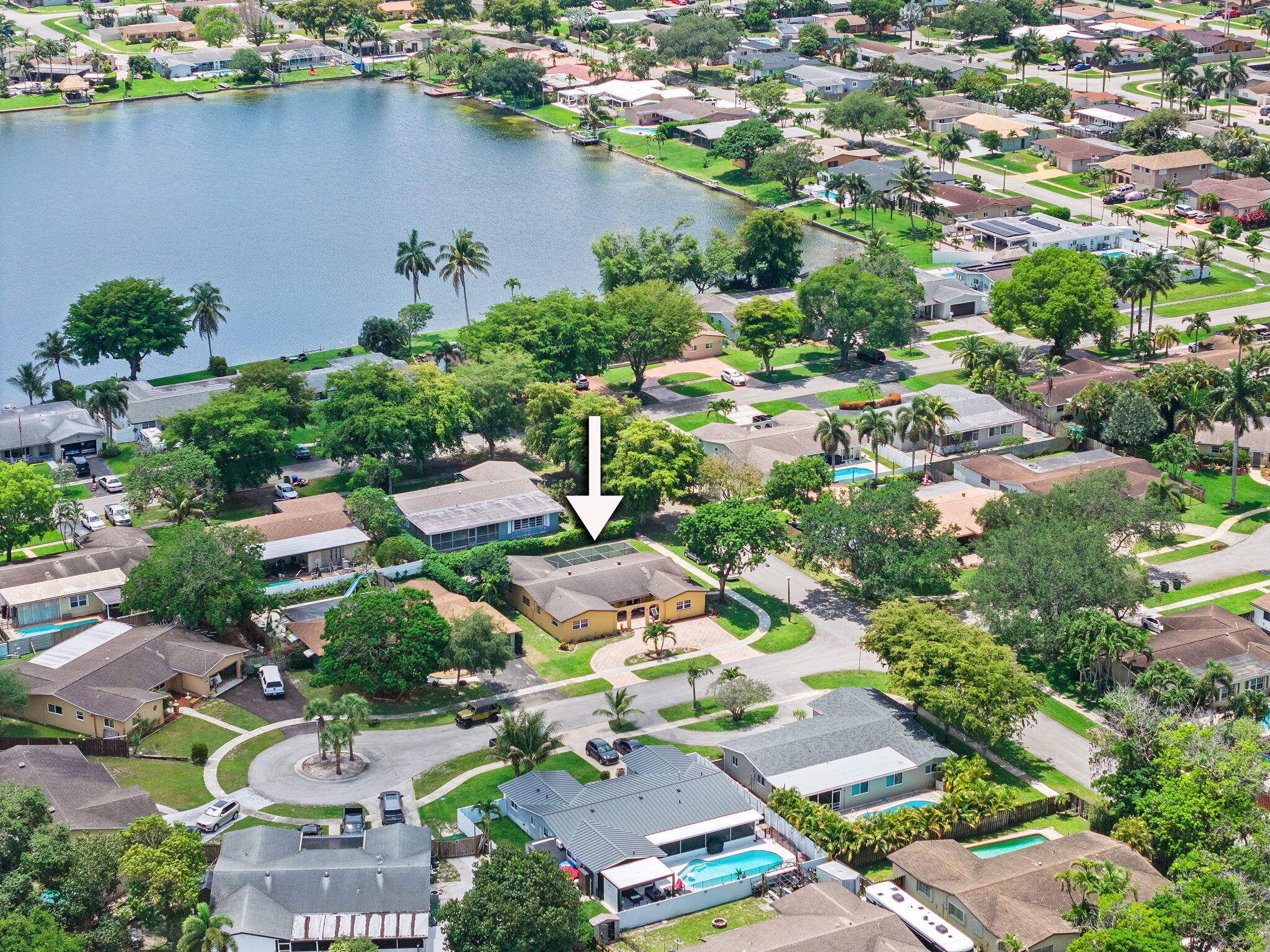 PASADENA LAKES - Residential