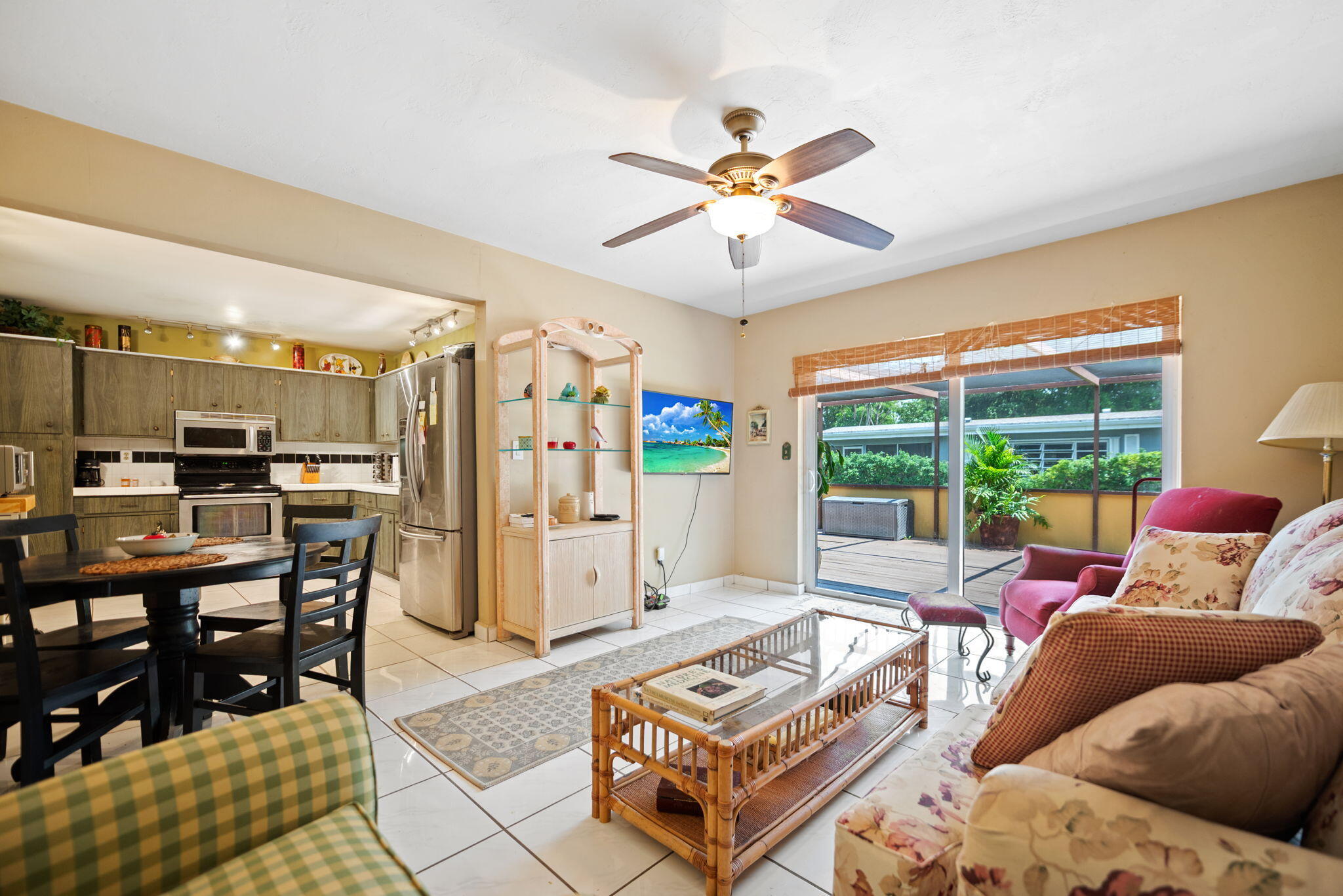 PASADENA LAKES - Residential