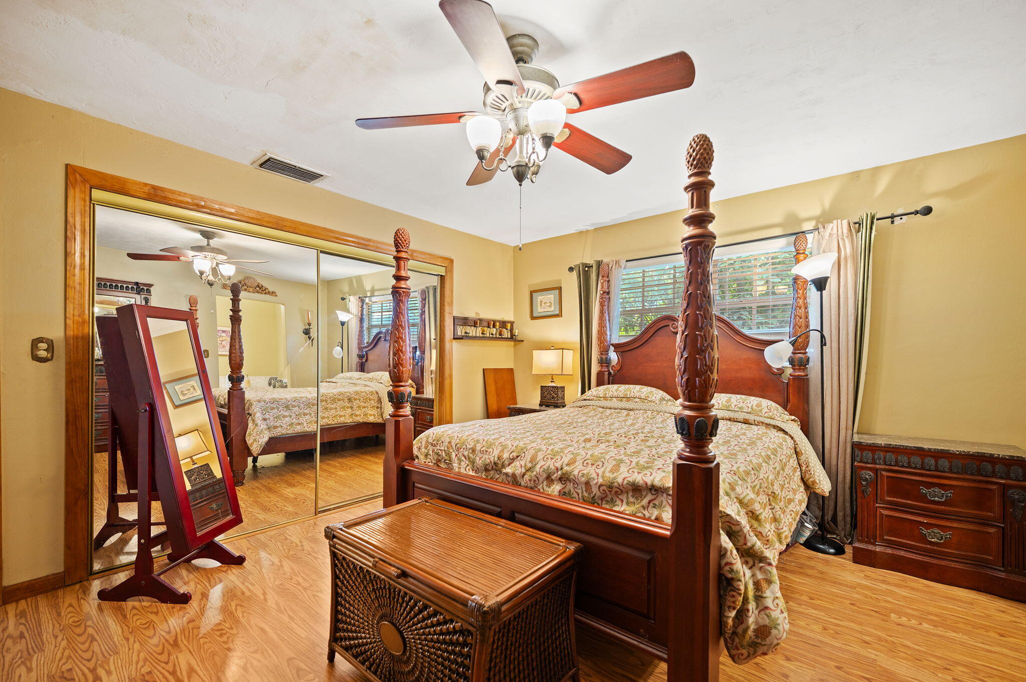 PASADENA LAKES - Residential