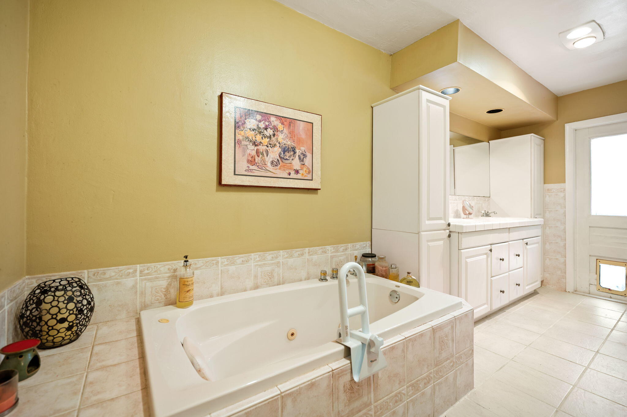 PASADENA LAKES - Residential