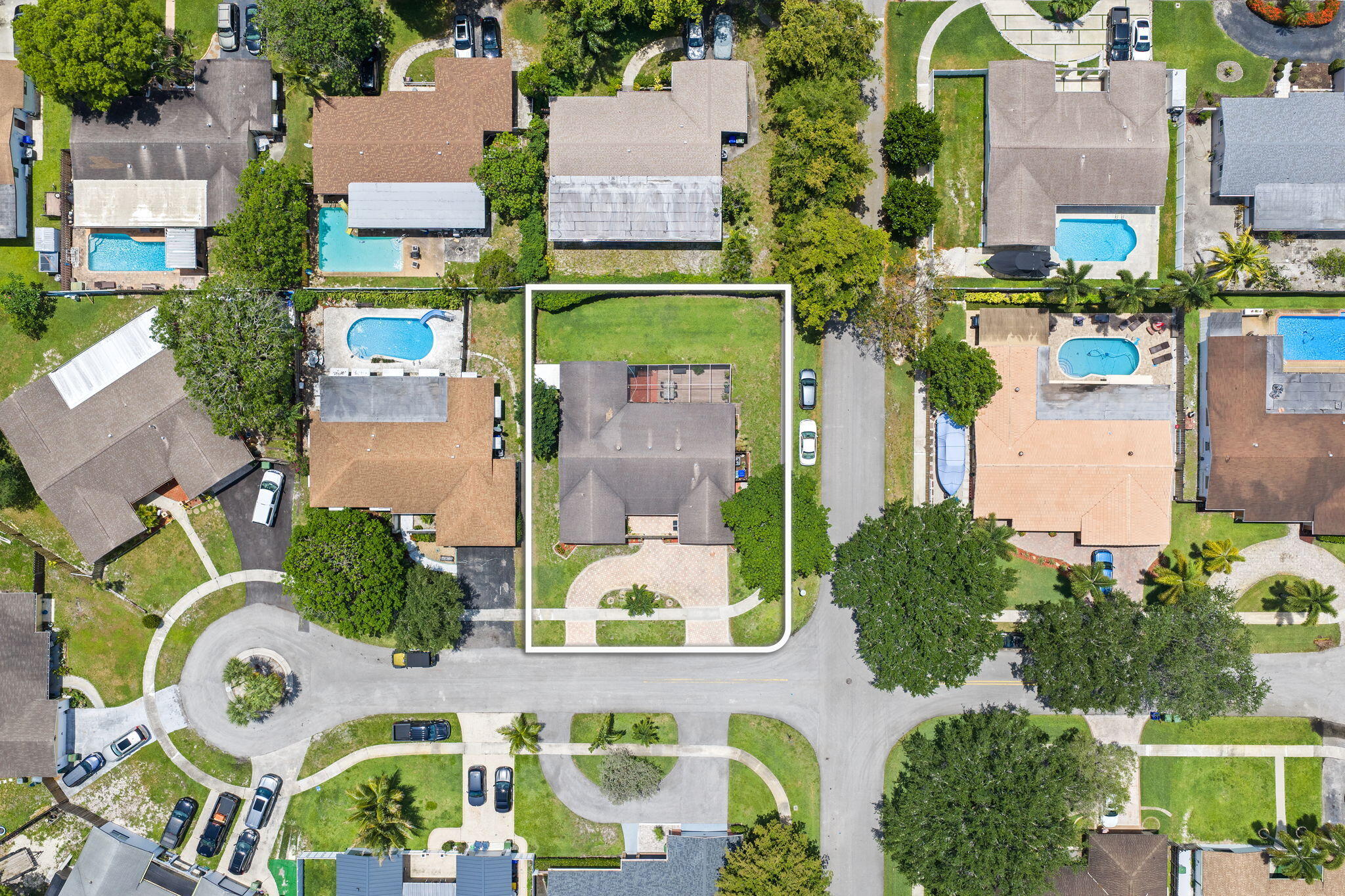 PASADENA LAKES - Residential