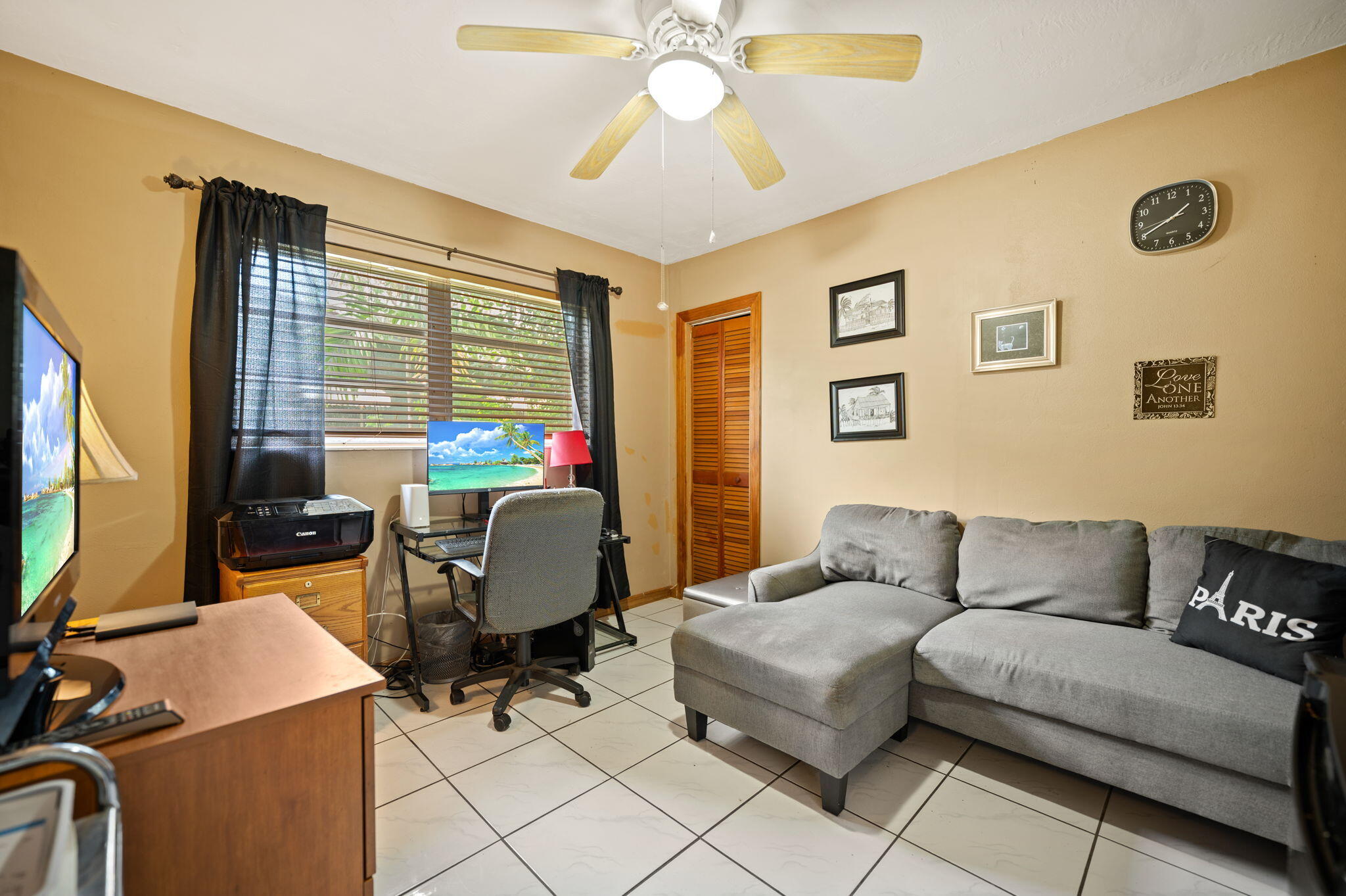 PASADENA LAKES - Residential