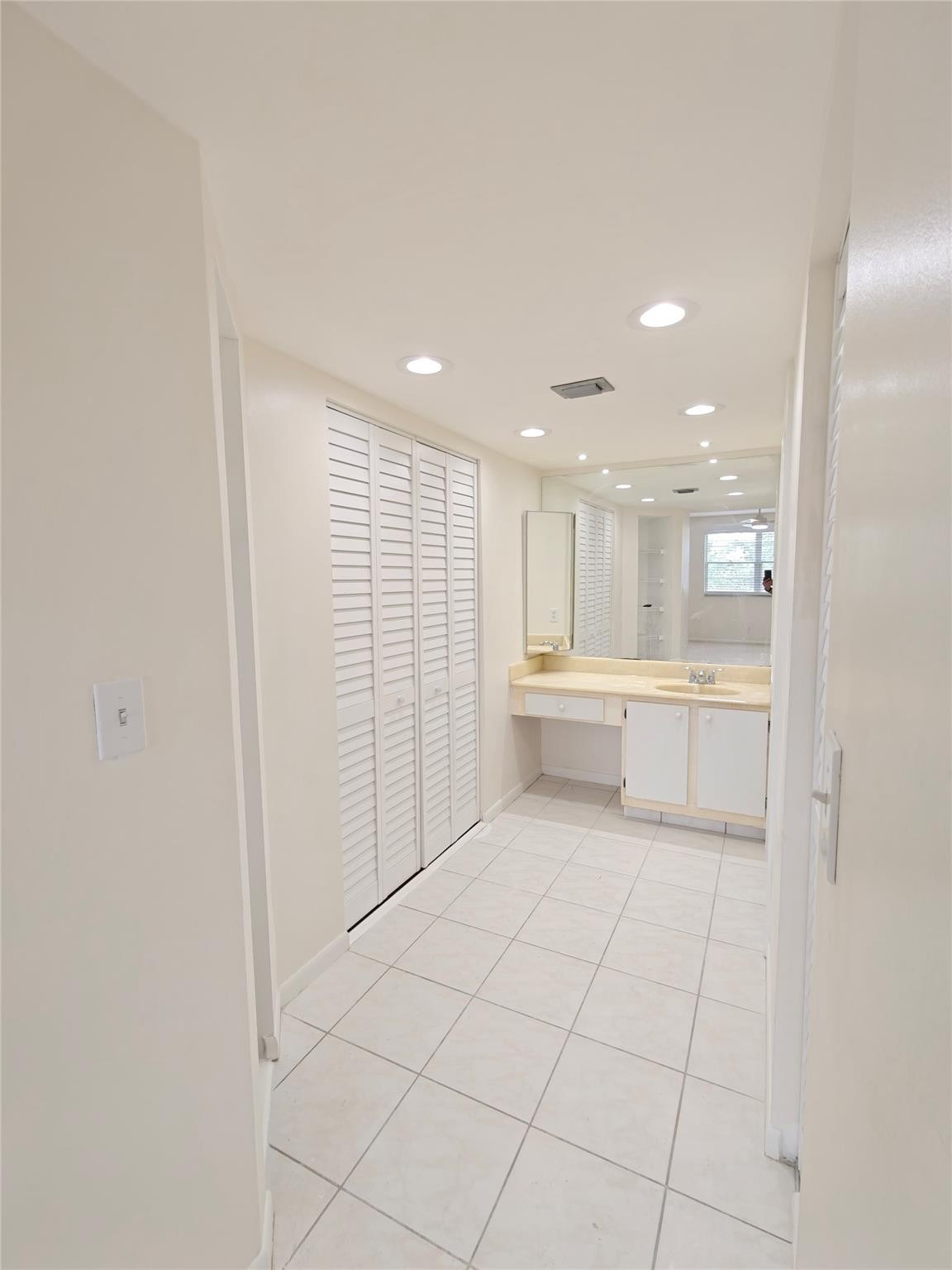 ELEUTHERA VILLAGE A CONDO - Residential