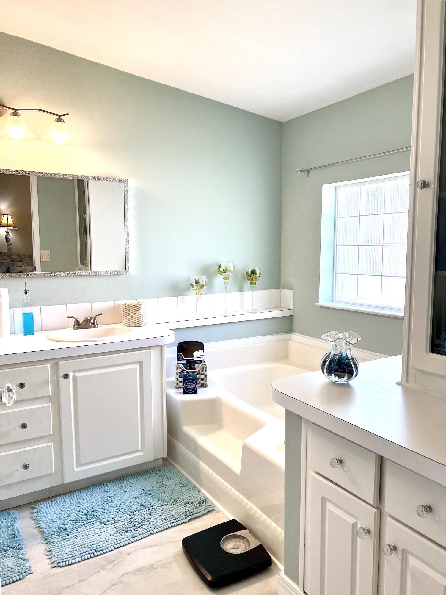 CAMBRIDGE AT HERITAGE RIDGE - Residential