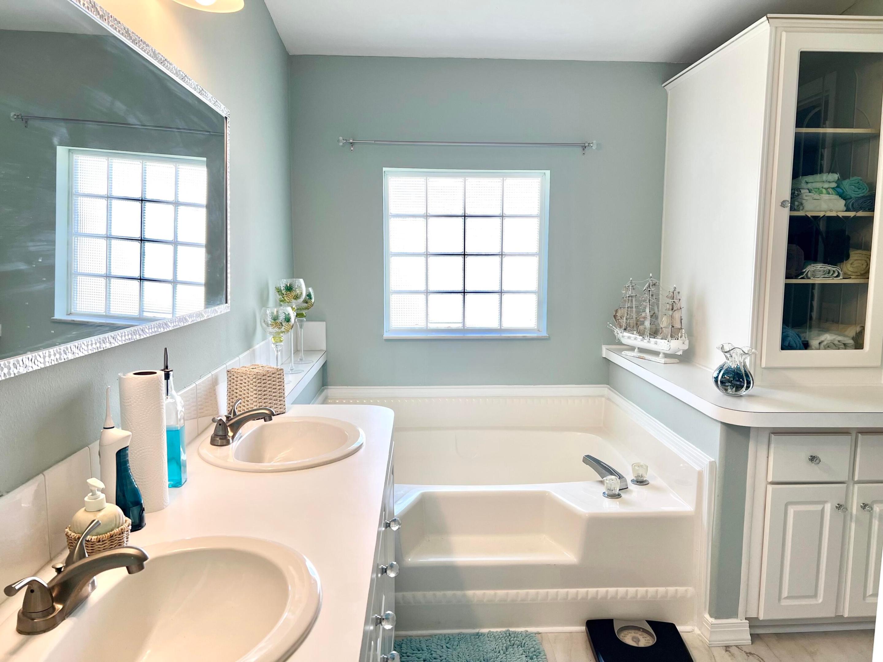 CAMBRIDGE AT HERITAGE RIDGE - Residential
