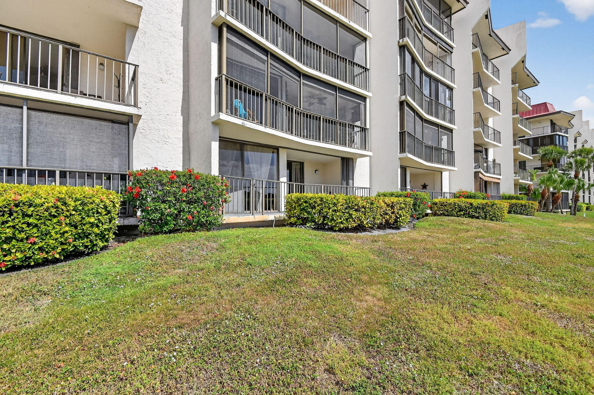 HALF MOON BAY CONDO PH I AND II - Residential