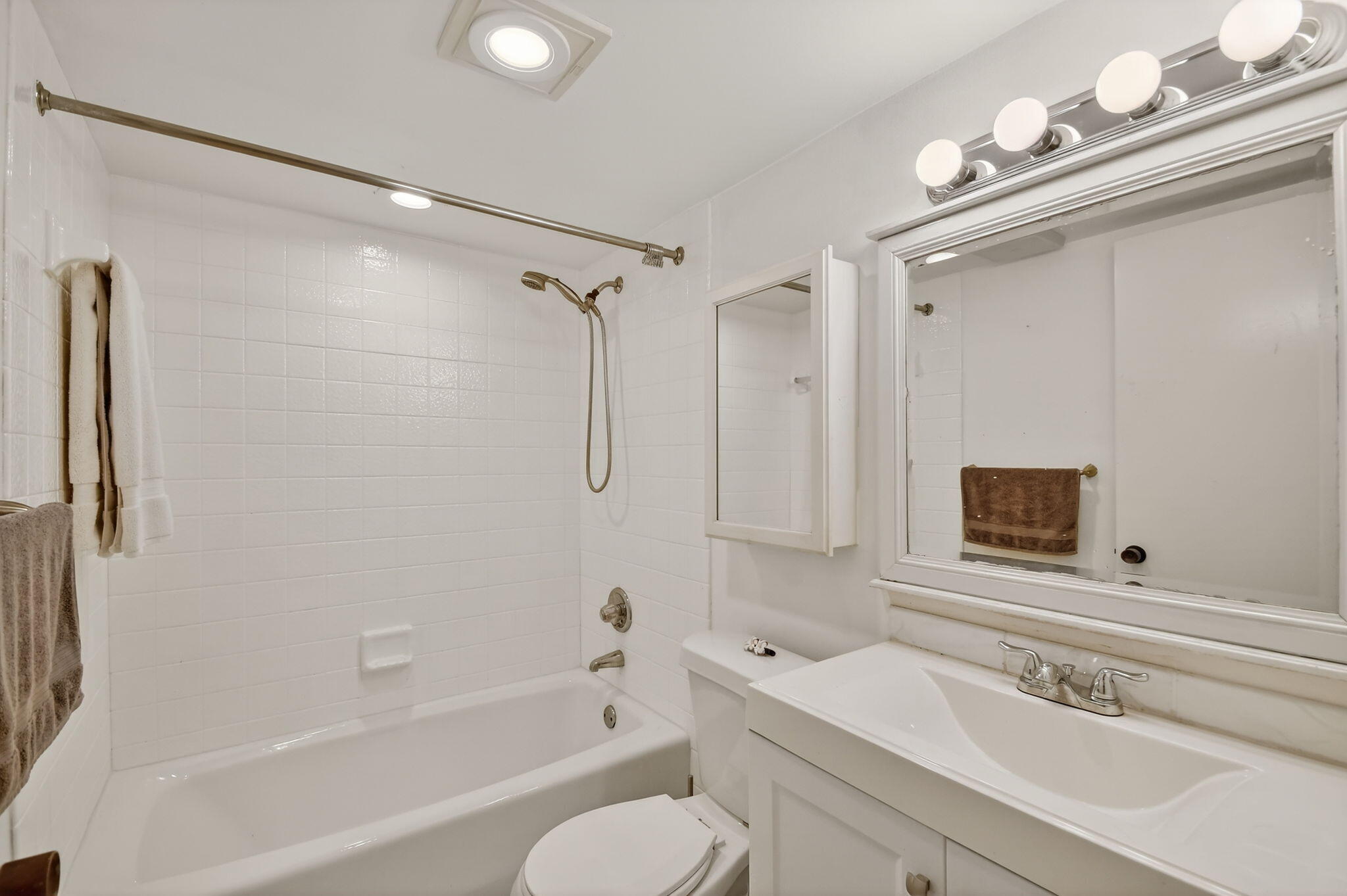 HALF MOON BAY CONDO PH I AND II - Residential