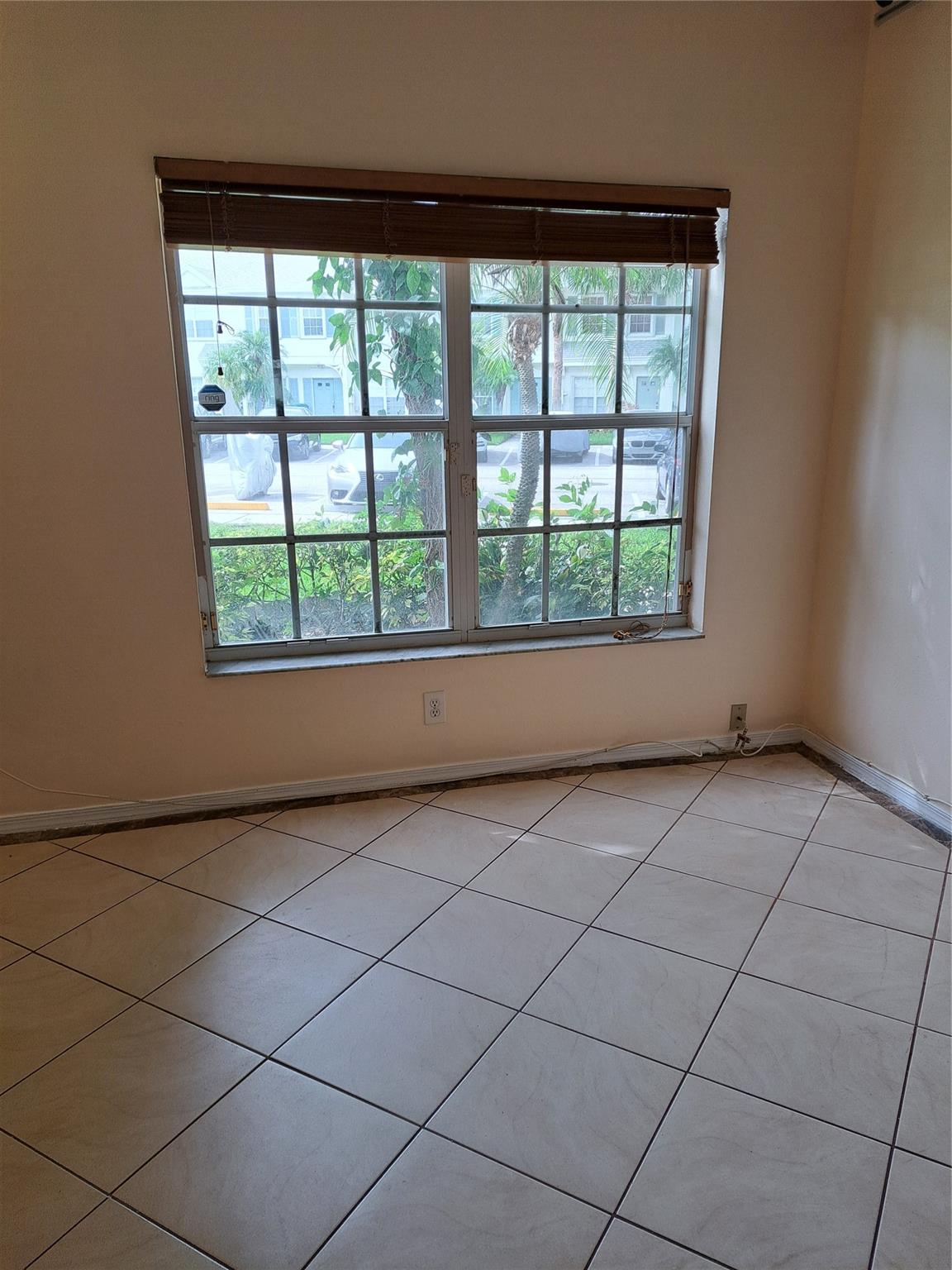 8123 SAN CARLOS CIR 8123