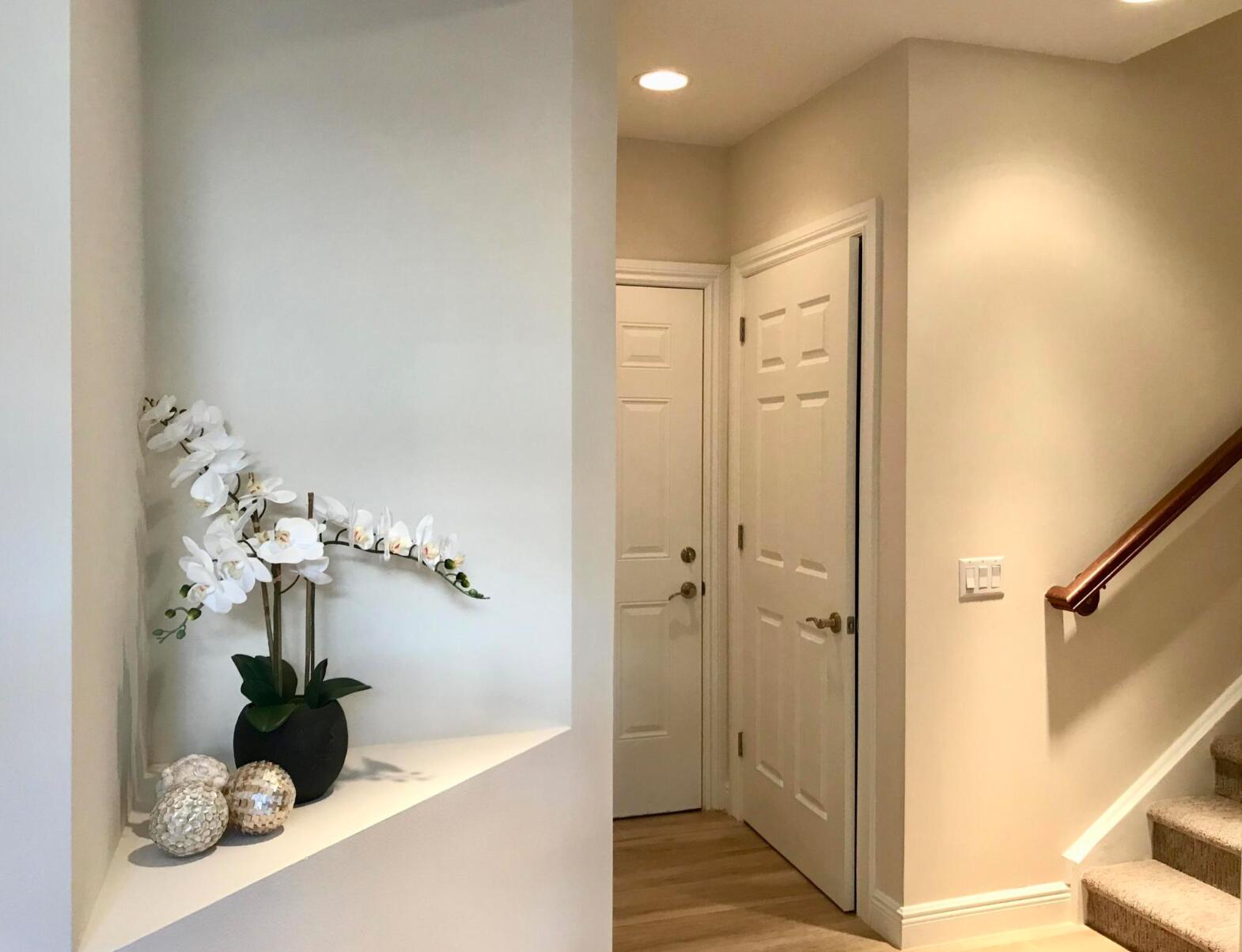 View photos, virtual tours, details... 803 ESTANCIA Way