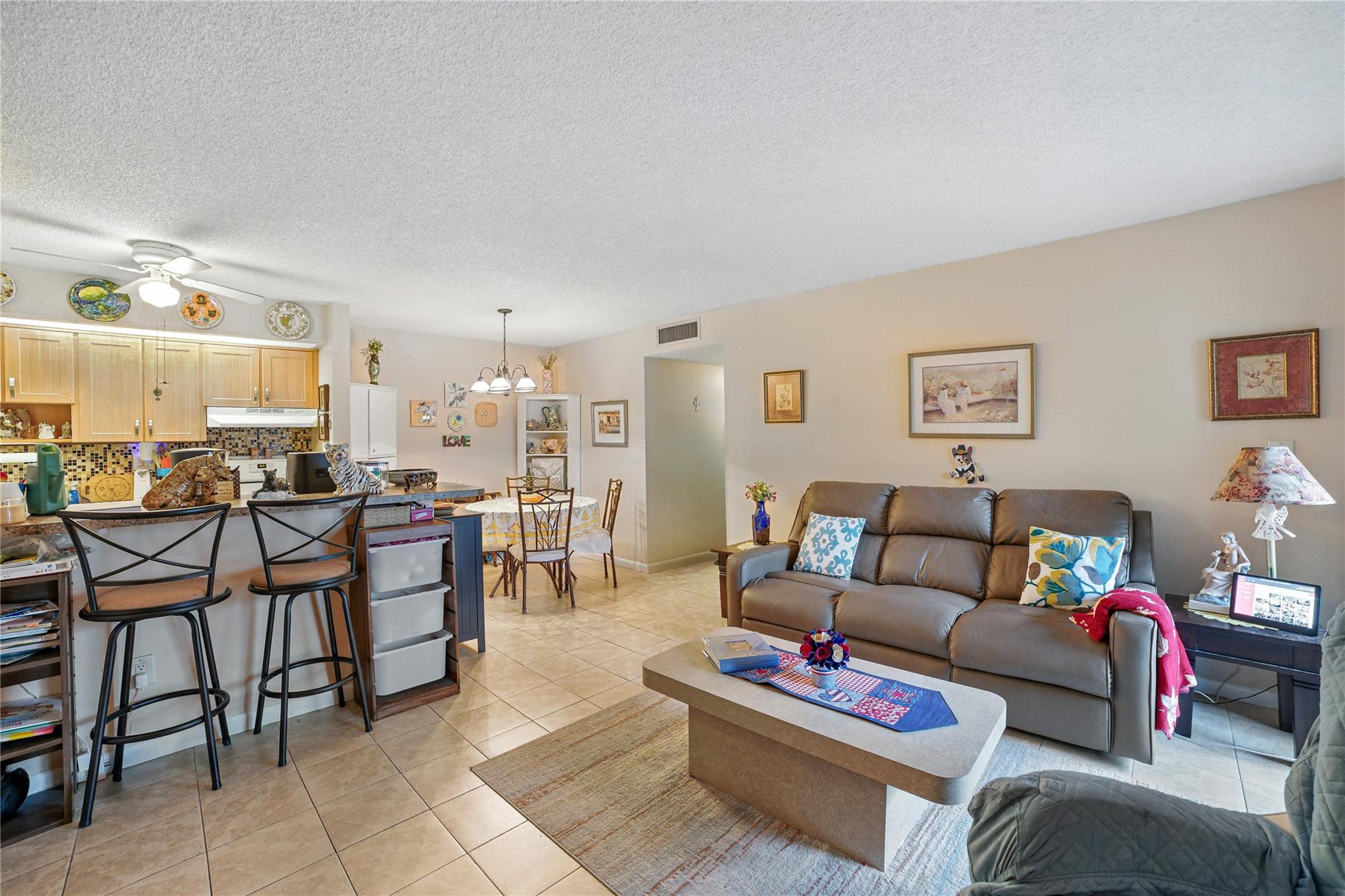 7212 Ashmont Cir 7212