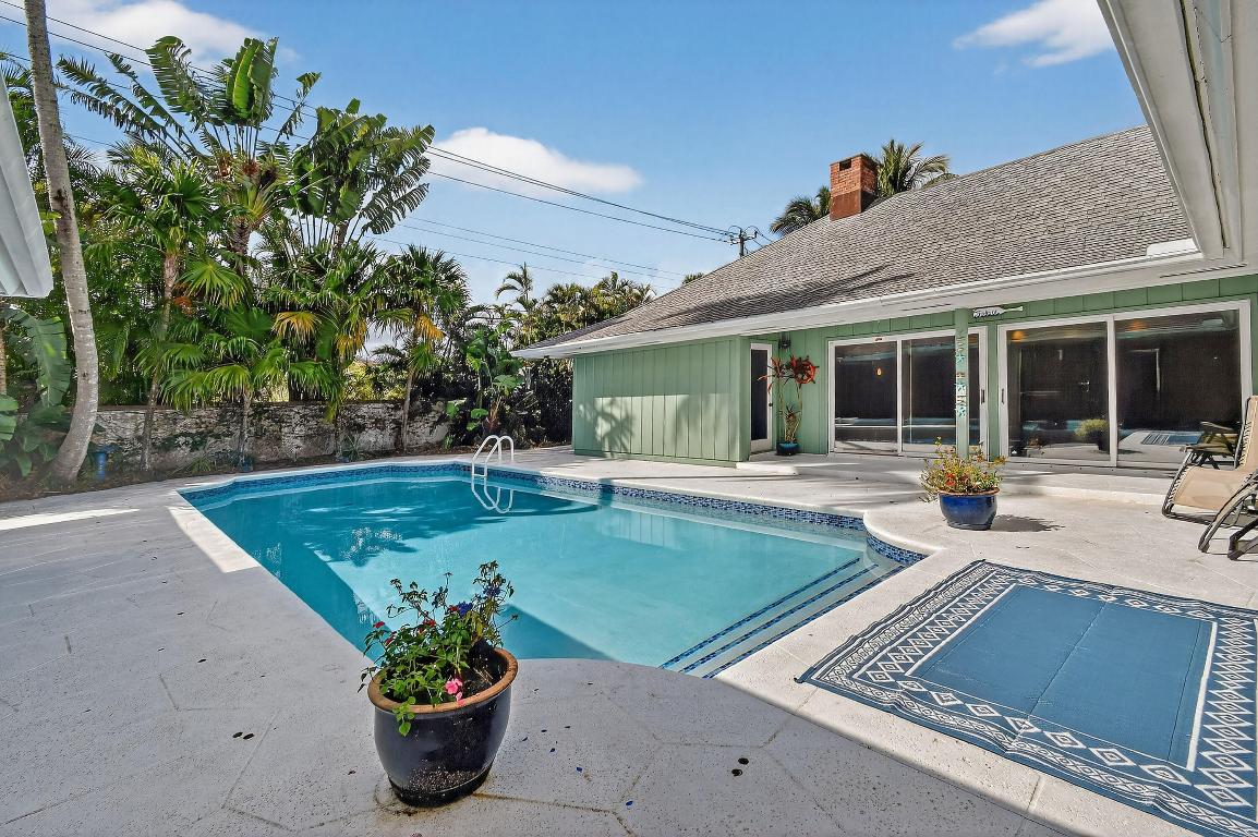 Tequesta Country Club Community - Residential