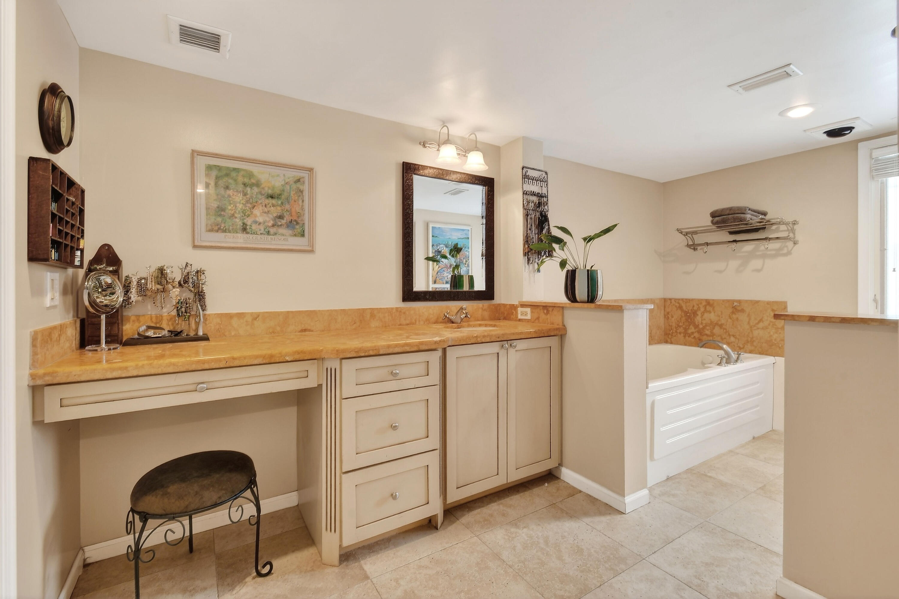 Tequesta Country Club Community - Residential