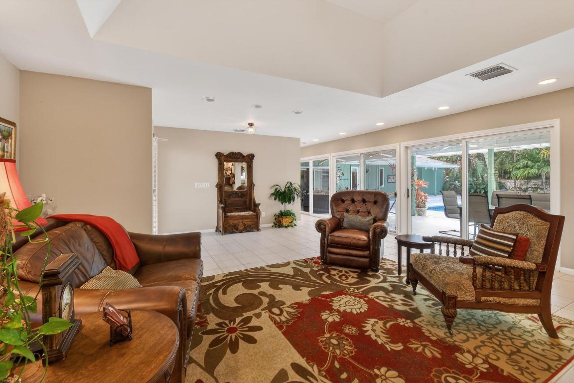 Tequesta Country Club Community - Residential