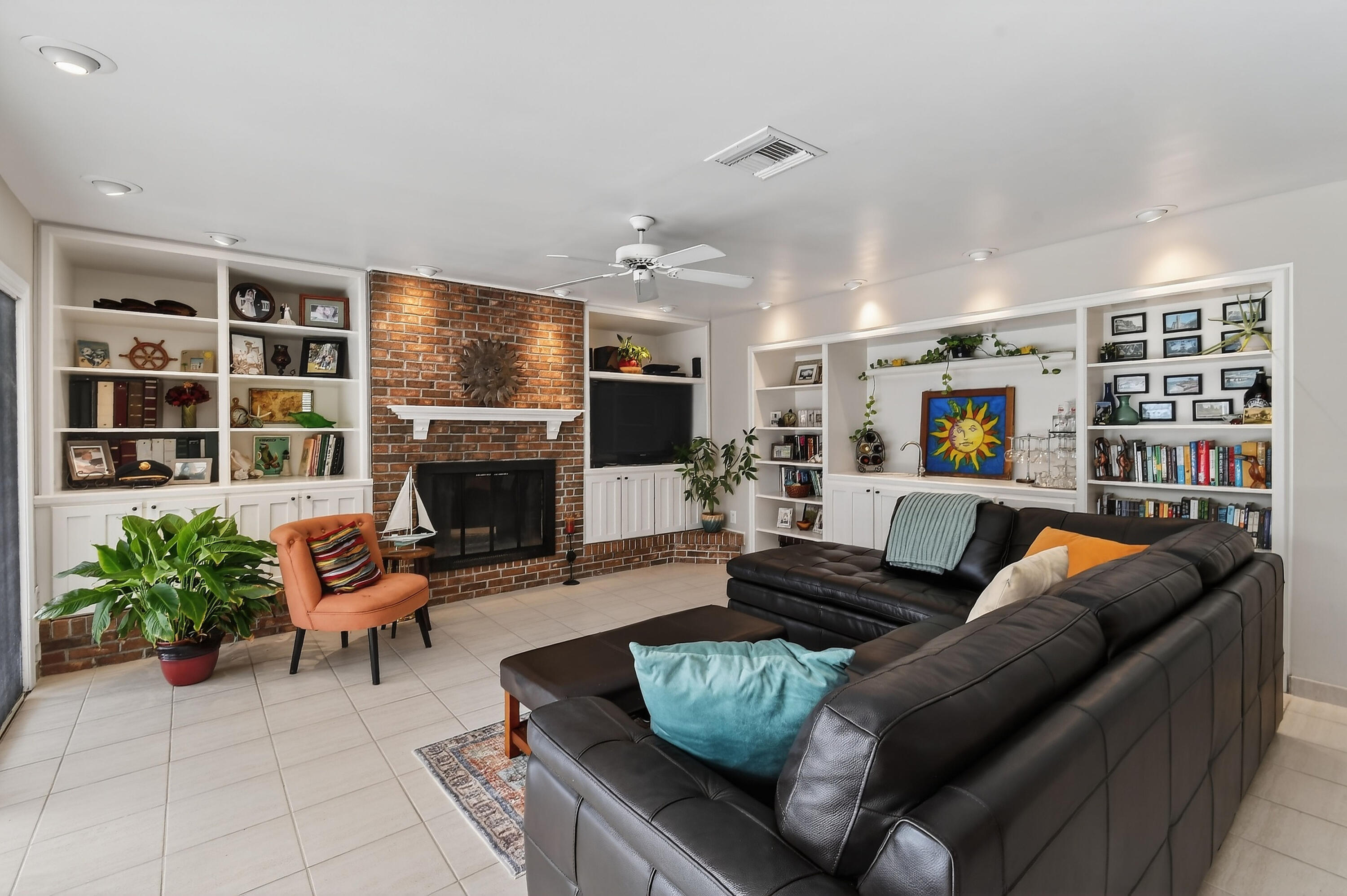 Tequesta Country Club Community - Residential