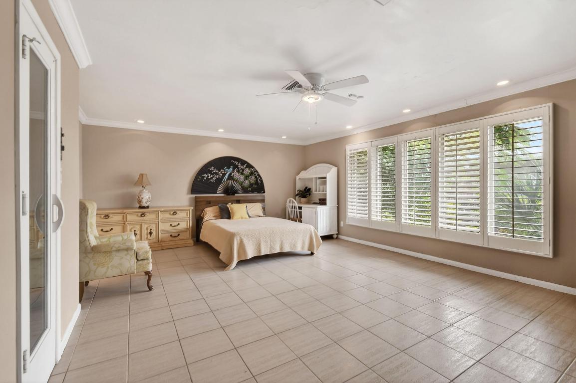 Tequesta Country Club Community - Residential