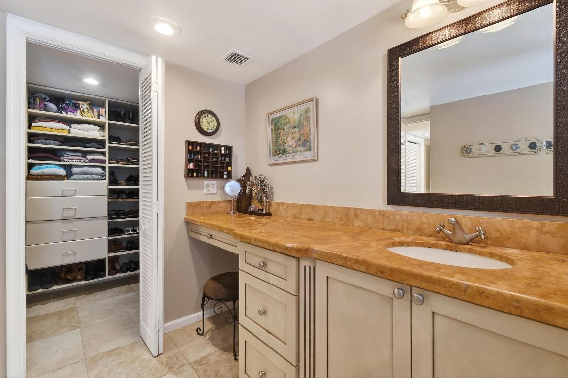 Tequesta Country Club Community - Residential