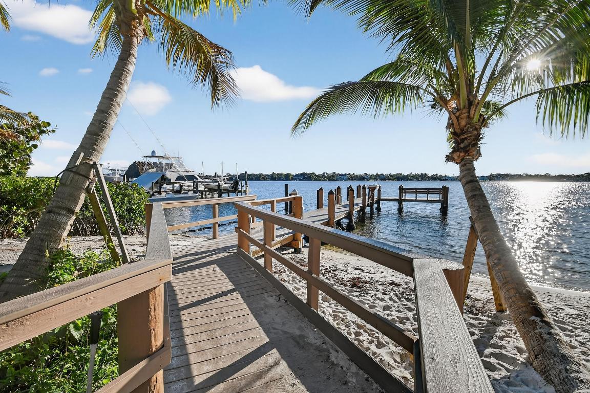 Tequesta Country Club Community - Residential