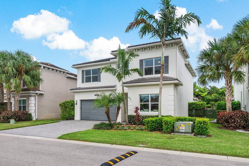 Photo of 15382 Destiny Drive, Delray Beach, FL 33446 (MLS # R11015545)