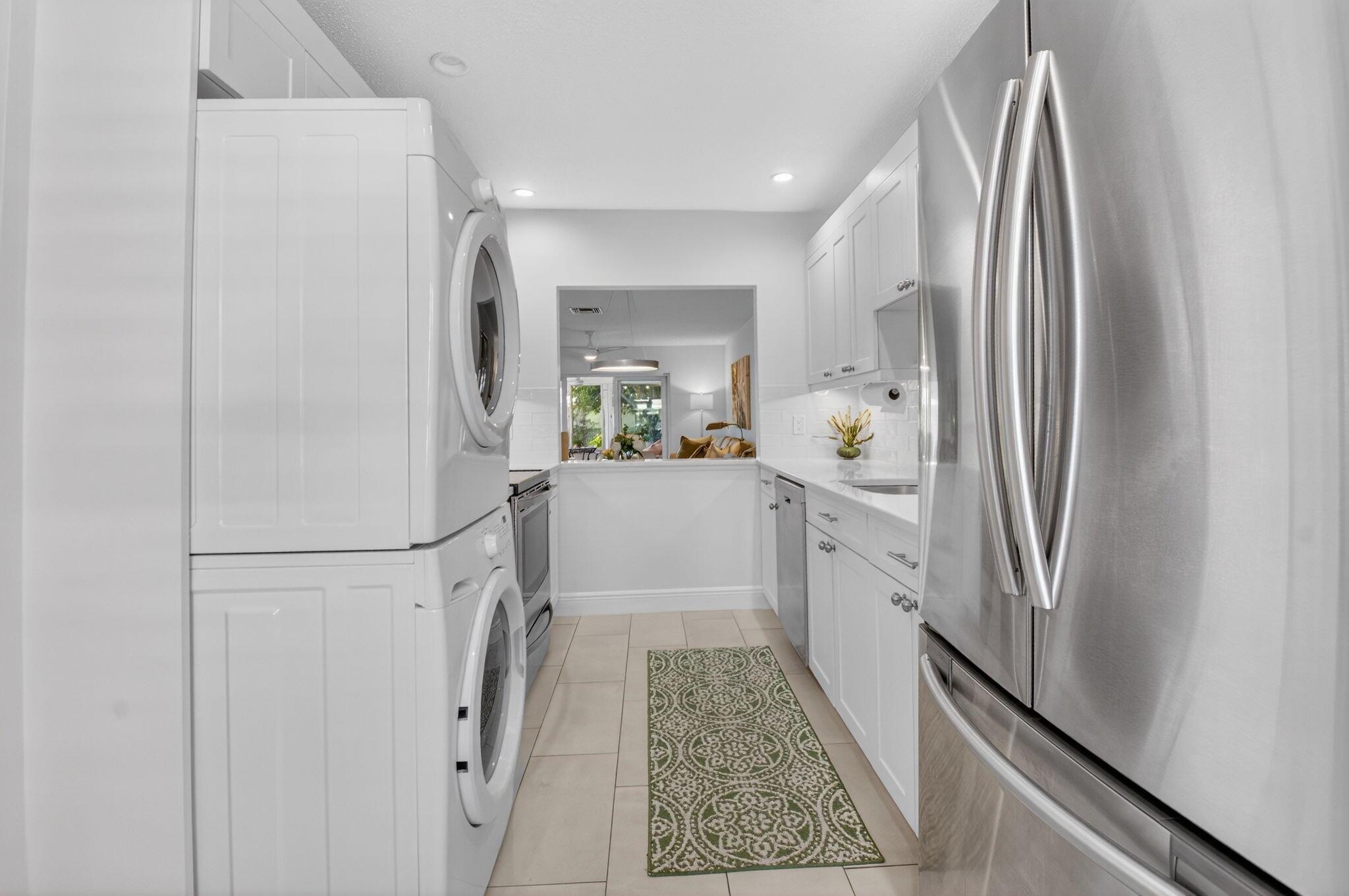 PINES OF DELRAY CONDO - Residential