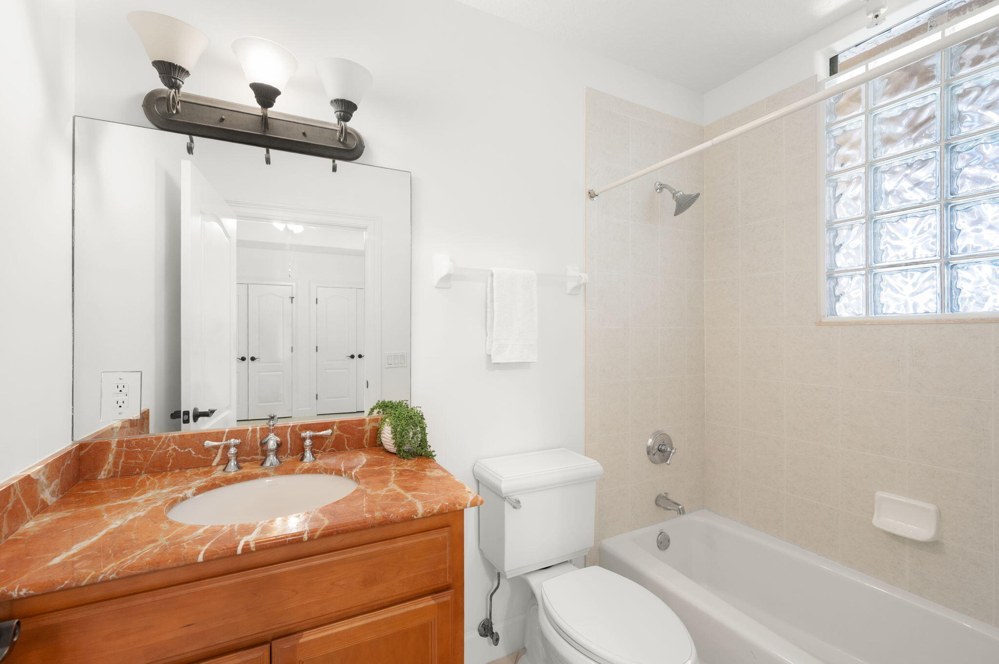 RENAISSANCE ON THE RIVER, A CONDOMINIUM - Residential Lease