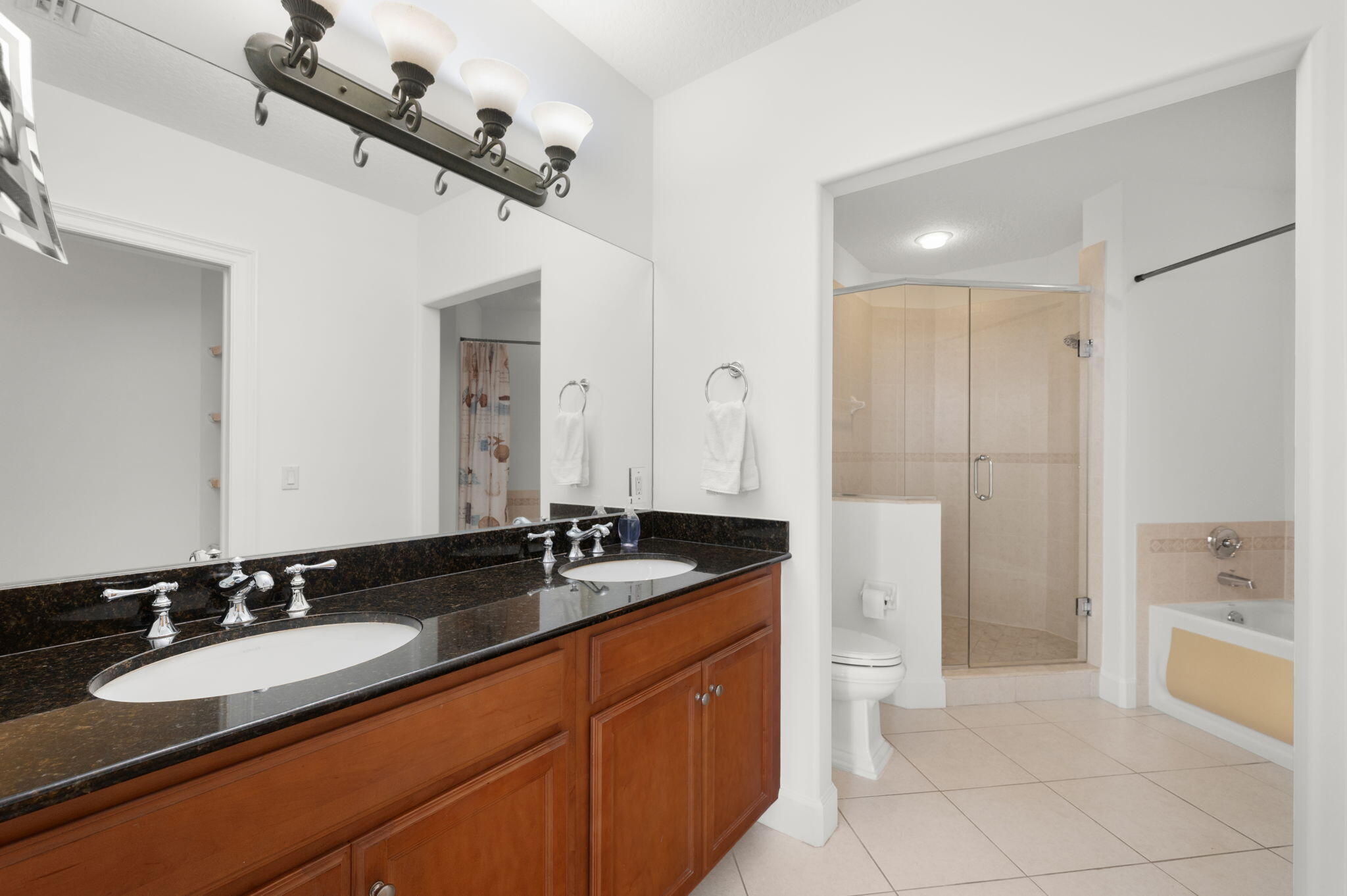 RENAISSANCE ON THE RIVER, A CONDOMINIUM - Residential Lease