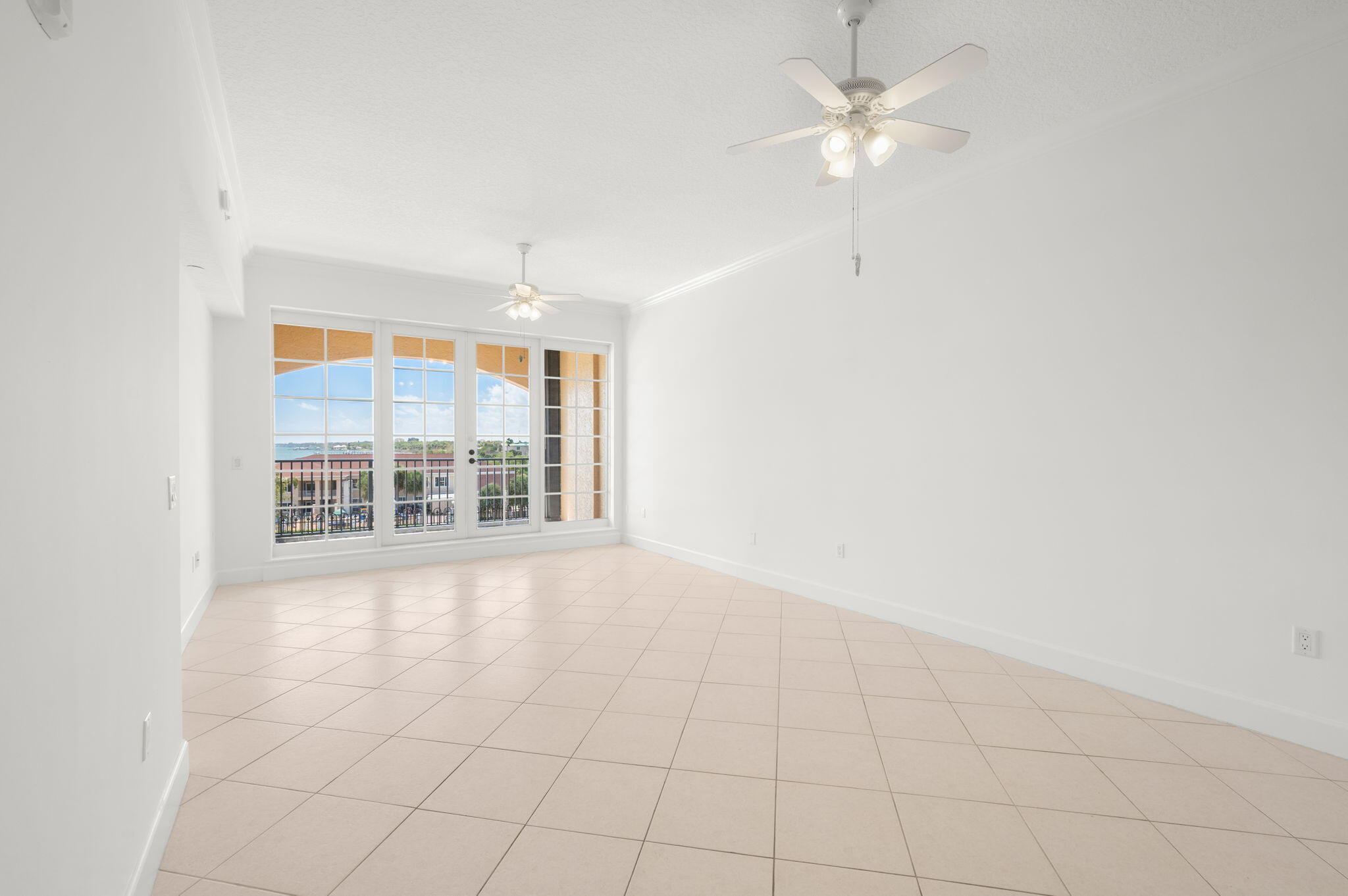 RENAISSANCE ON THE RIVER, A CONDOMINIUM - Residential Lease