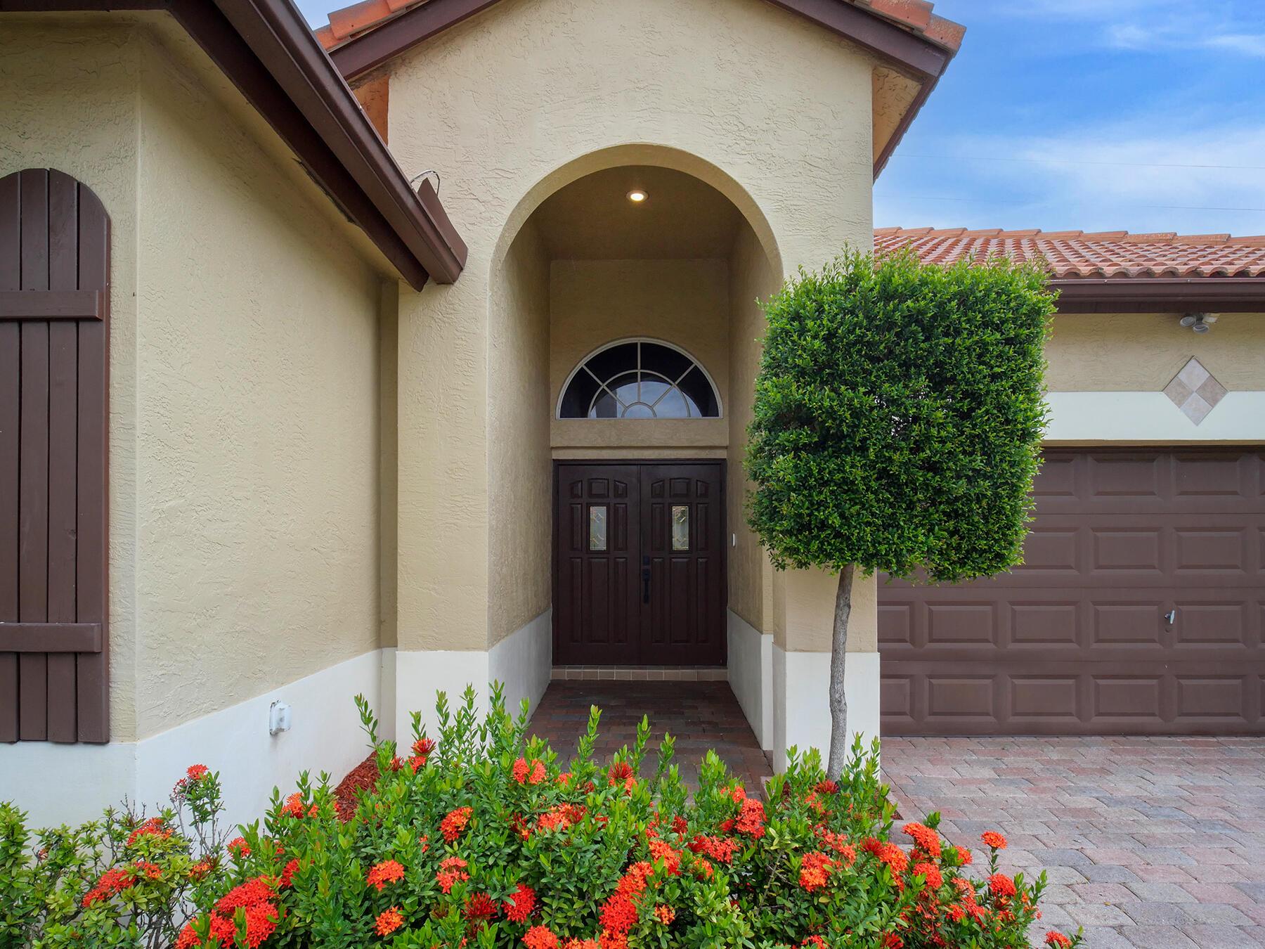 8055 Saw Palmetto Lane