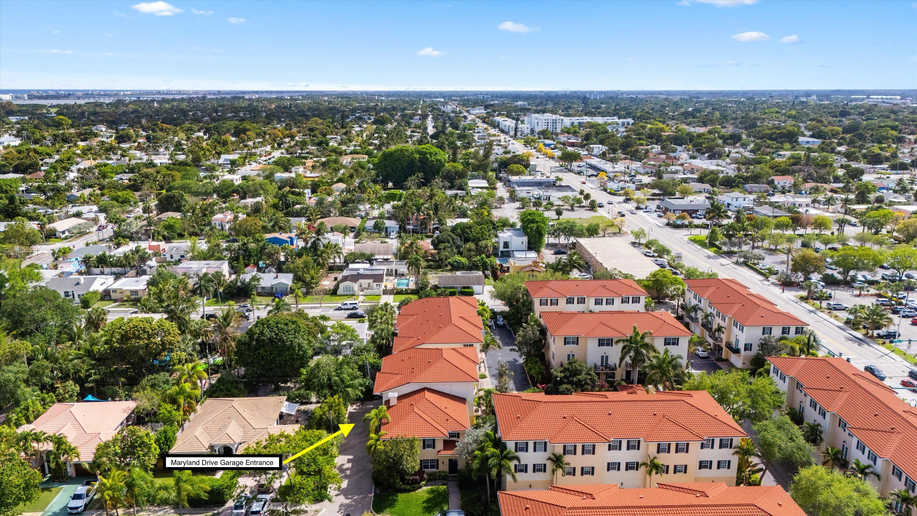 COURTYARDS OF LAKE WORTH - Residential
