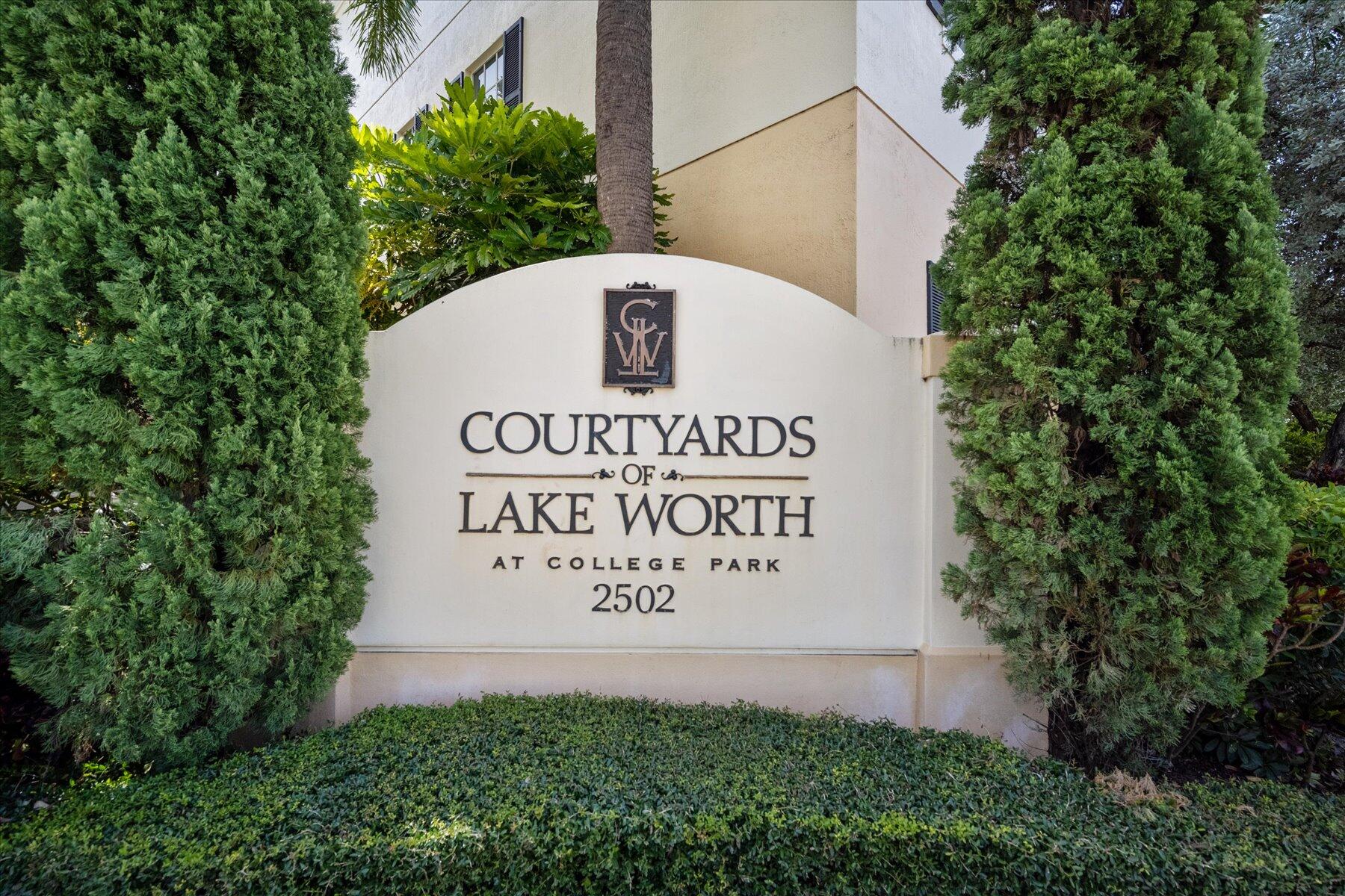 COURTYARDS OF LAKE WORTH - Residential