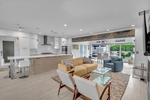 2212 NE 32nd Avenue Fort Lauderdale FL 33305