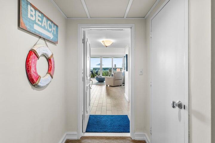 BANYAN HOUSE CONDO - Residential