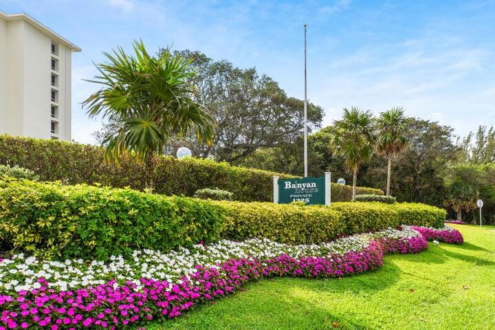 BANYAN HOUSE CONDO - Residential