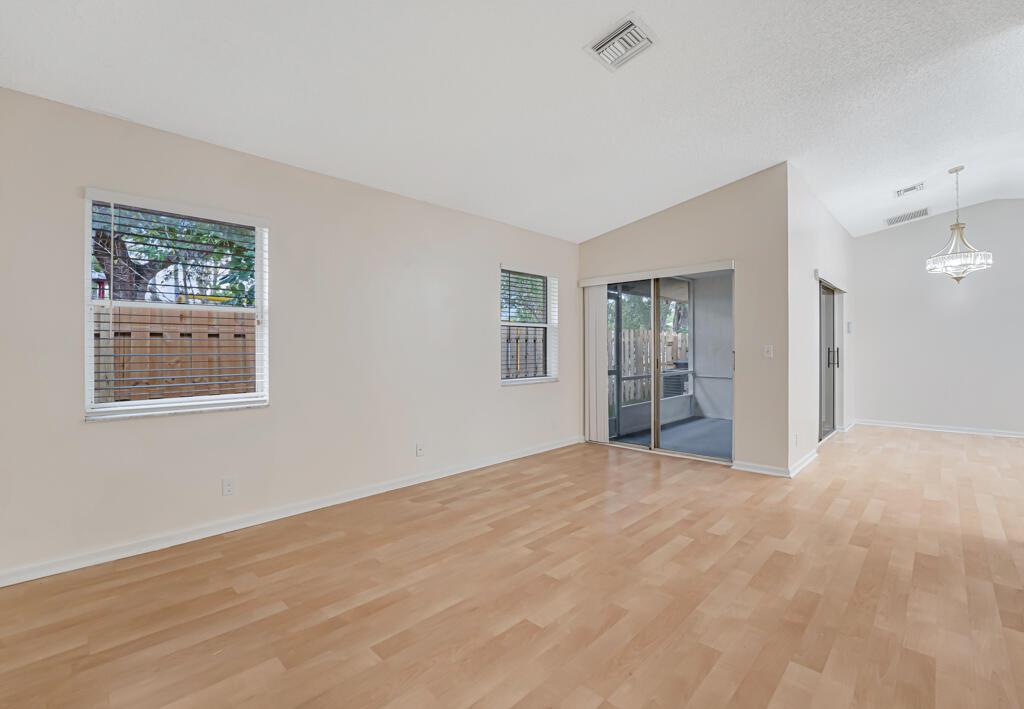 SUGAR POND MANOR OF WELLINGTONNLY - Residential Lease