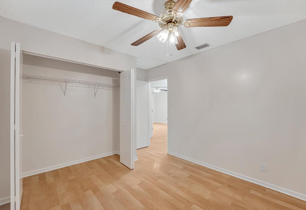 SUGAR POND MANOR OF WELLINGTONNLY - Residential Lease